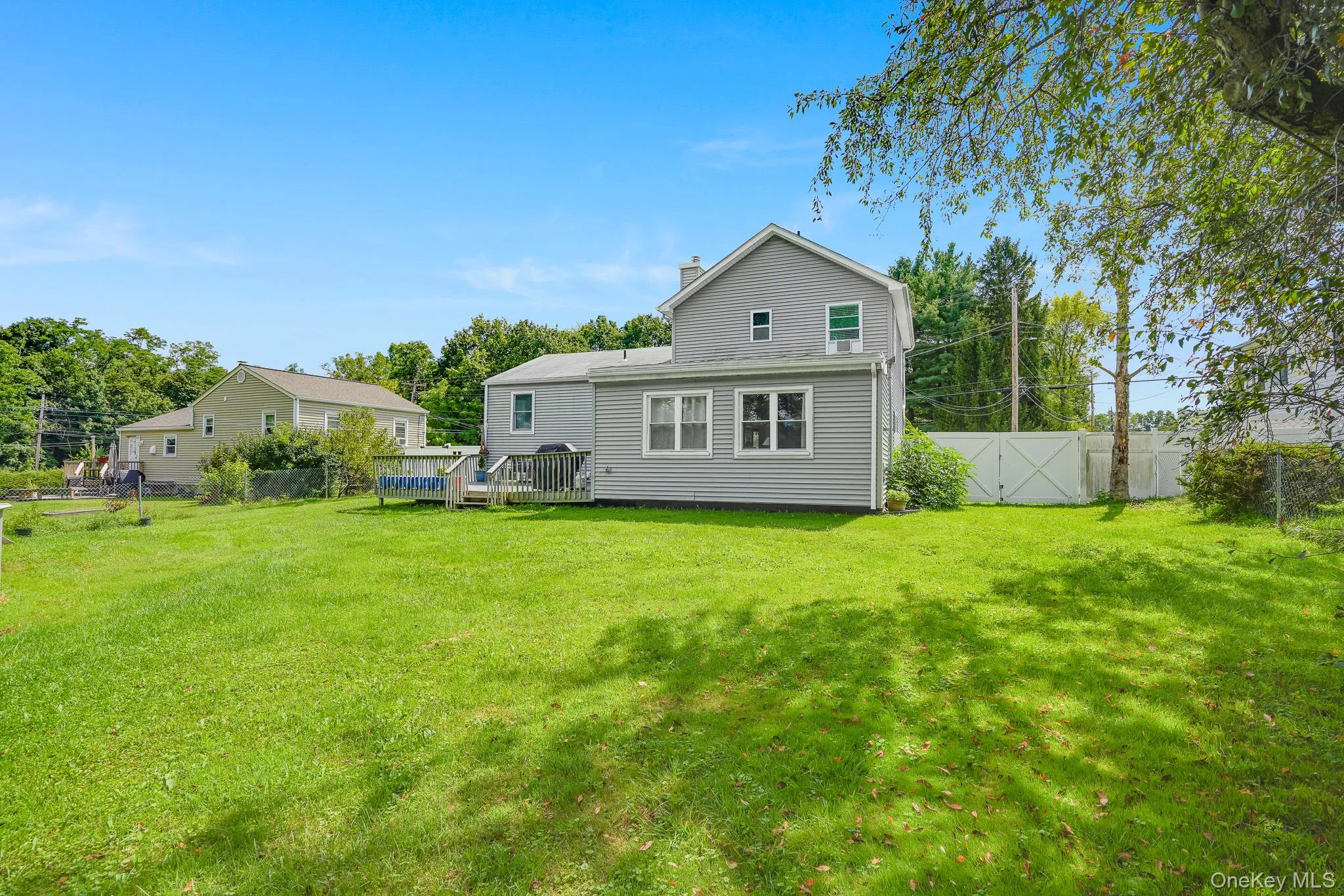 8 Hampton Road, Poughkeepsie (town), NY, 5 Bedrooms Bedrooms, 13 Rooms Rooms,3 BathroomsBathrooms,Residential,For Rent,Hampton,0,1039910 8 Hampton Road, Poughkeepsie (town), NY, 5 Bedrooms Bedrooms, 13 Rooms Rooms,3 BathroomsBathrooms,Residential,For Rent,Hampton,0,1039910