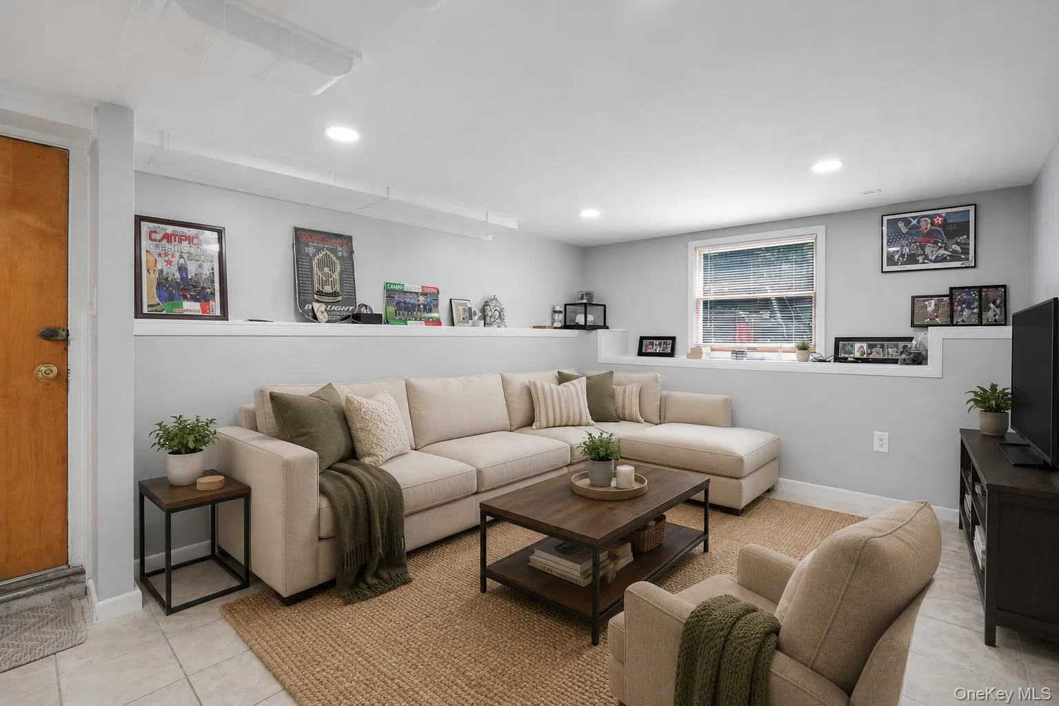 8 Hampton Road, Poughkeepsie (town), NY, 5 Bedrooms Bedrooms, 13 Rooms Rooms,3 BathroomsBathrooms,Residential,For Rent,Hampton,0,1039910 8 Hampton Road, Poughkeepsie (town), NY, 5 Bedrooms Bedrooms, 13 Rooms Rooms,3 BathroomsBathrooms,Residential,For Rent,Hampton,0,1039910