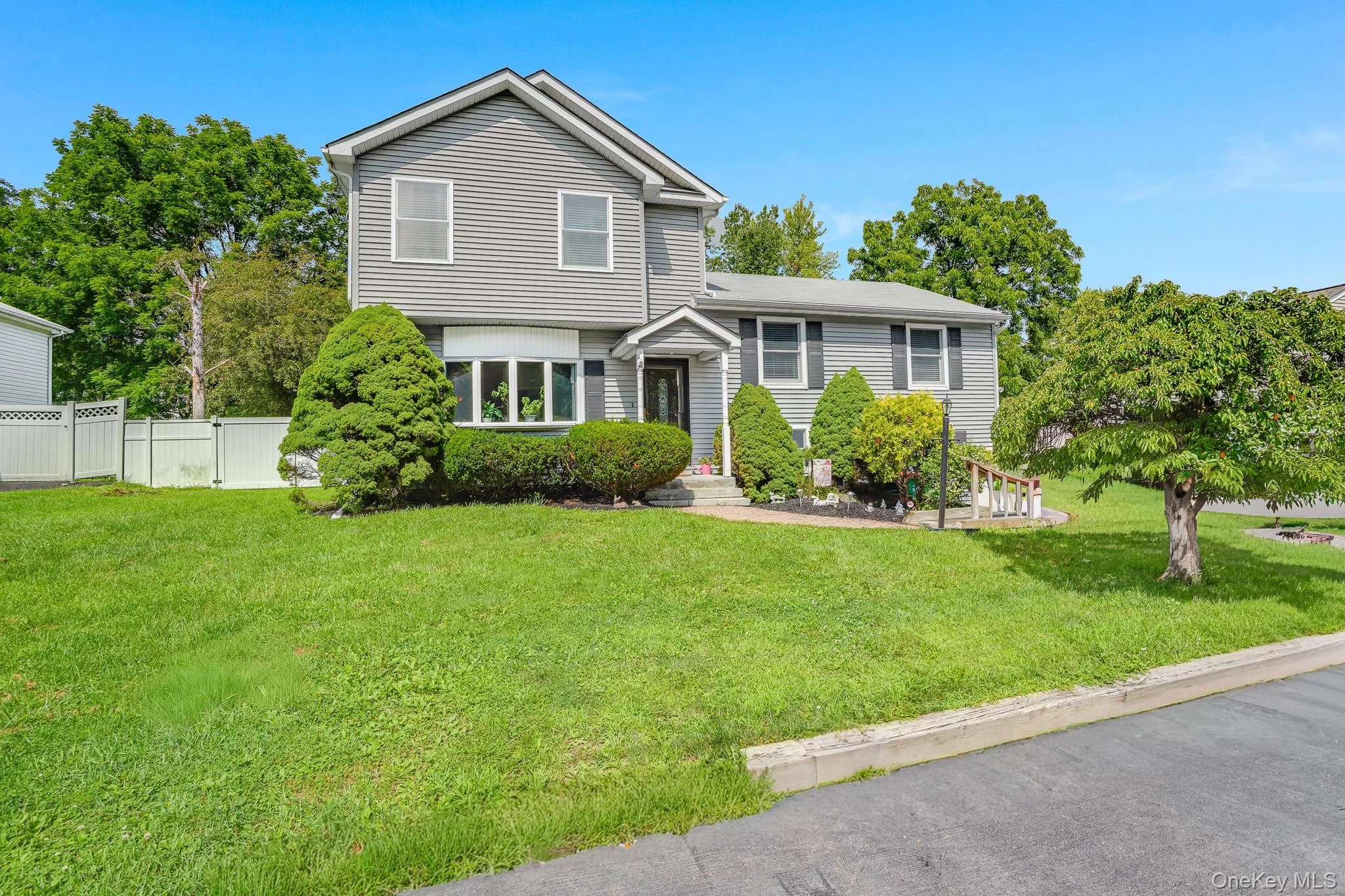 8 Hampton Road, Poughkeepsie (town), NY, 5 Bedrooms Bedrooms, 13 Rooms Rooms,3 BathroomsBathrooms,Residential,For Rent,Hampton,0,1039910 8 Hampton Road, Poughkeepsie (town), NY, 5 Bedrooms Bedrooms, 13 Rooms Rooms,3 BathroomsBathrooms,Residential,For Rent,Hampton,0,1039910