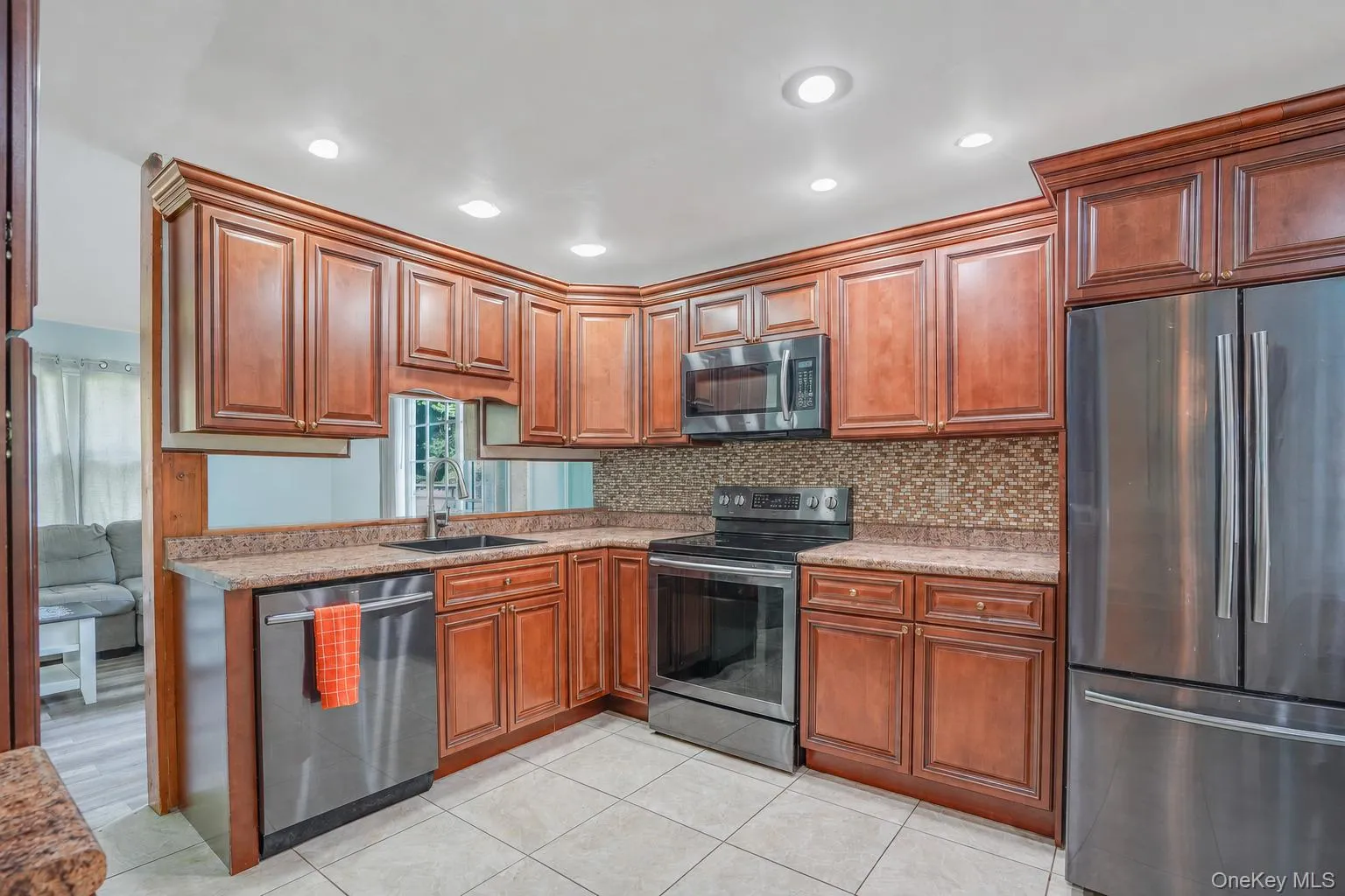 8 Hampton Road, Poughkeepsie (town), NY, 5 Bedrooms Bedrooms, 13 Rooms Rooms,3 BathroomsBathrooms,Residential,For Rent,Hampton,0,1039910 8 Hampton Road, Poughkeepsie (town), NY, 5 Bedrooms Bedrooms, 13 Rooms Rooms,3 BathroomsBathrooms,Residential,For Rent,Hampton,0,1039910