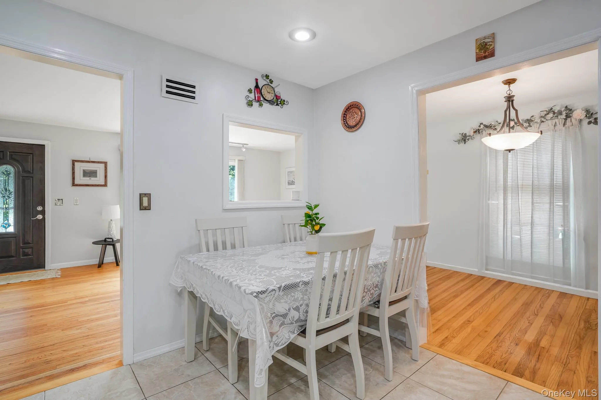 8 Hampton Road, Poughkeepsie (town), NY, 5 Bedrooms Bedrooms, 13 Rooms Rooms,3 BathroomsBathrooms,Residential,For Rent,Hampton,0,1039910 8 Hampton Road, Poughkeepsie (town), NY, 5 Bedrooms Bedrooms, 13 Rooms Rooms,3 BathroomsBathrooms,Residential,For Rent,Hampton,0,1039910