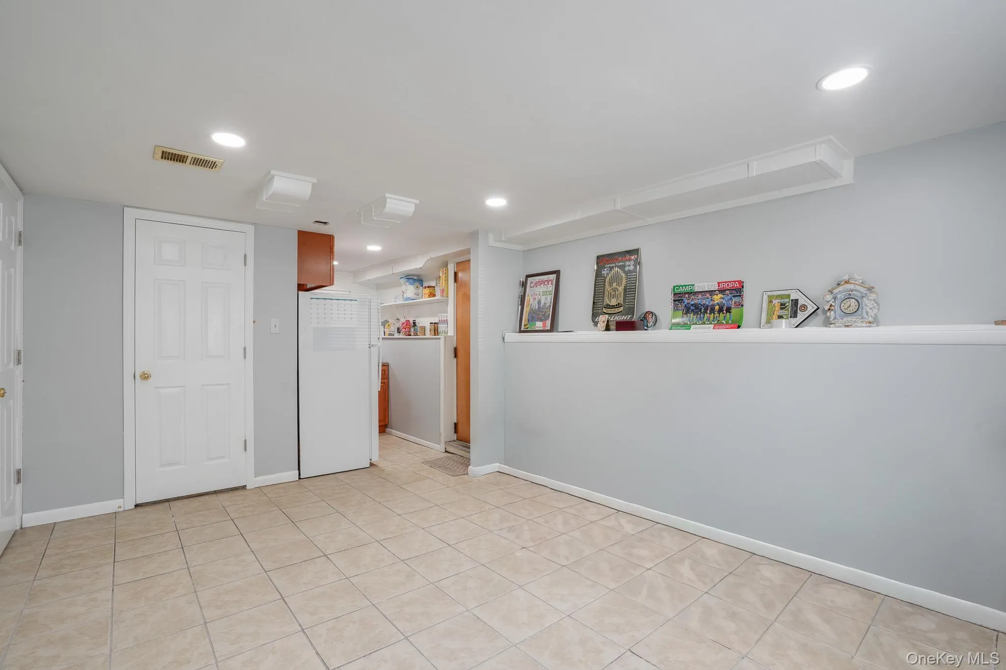 8 Hampton Road, Poughkeepsie (town), NY, 5 Bedrooms Bedrooms, 13 Rooms Rooms,3 BathroomsBathrooms,Residential,For Rent,Hampton,0,1039910 8 Hampton Road, Poughkeepsie (town), NY, 5 Bedrooms Bedrooms, 13 Rooms Rooms,3 BathroomsBathrooms,Residential,For Rent,Hampton,0,1039910
