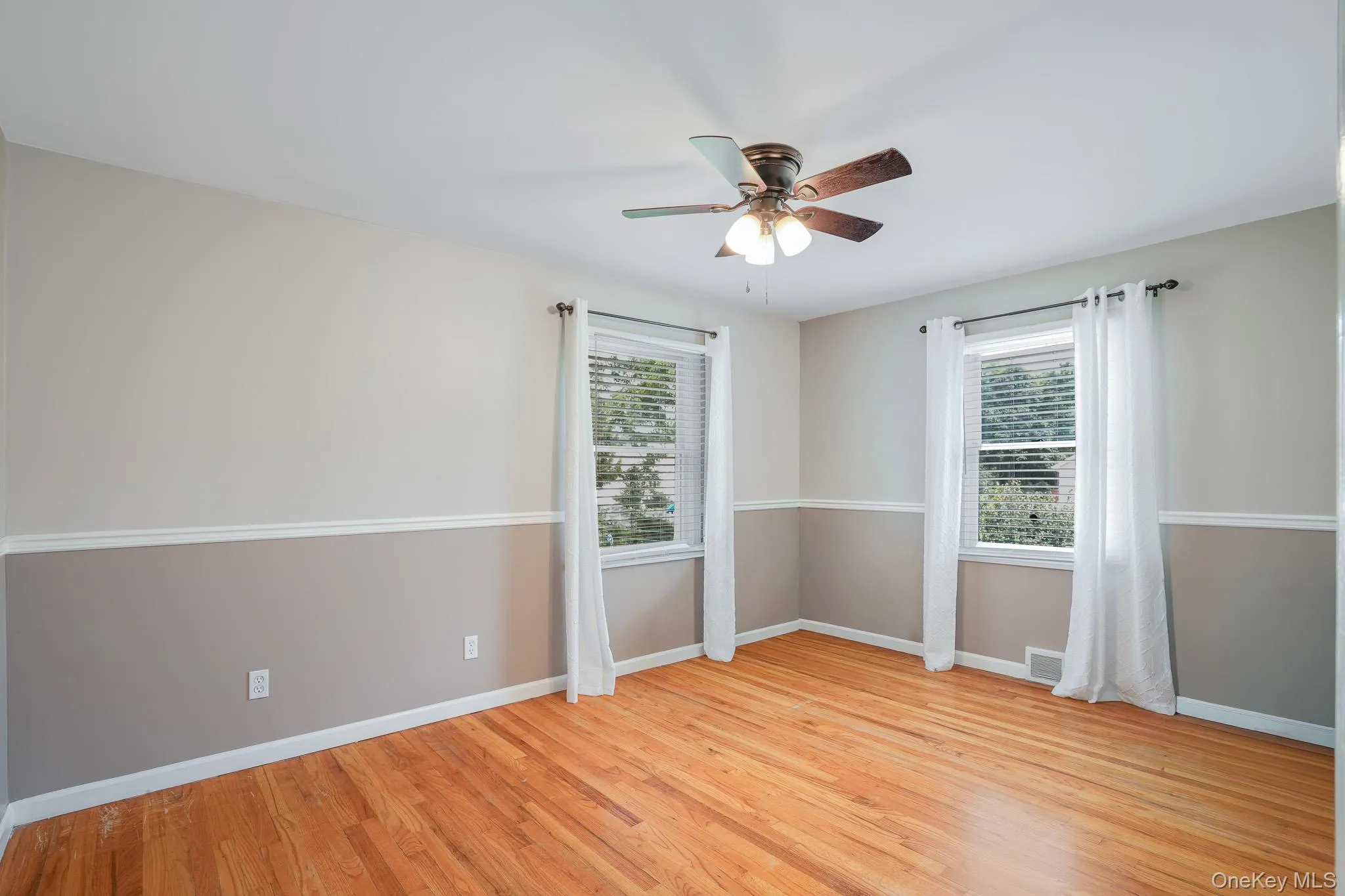 8 Hampton Road, Poughkeepsie (town), NY, 5 Bedrooms Bedrooms, 13 Rooms Rooms,3 BathroomsBathrooms,Residential,For Rent,Hampton,0,1039910 8 Hampton Road, Poughkeepsie (town), NY, 5 Bedrooms Bedrooms, 13 Rooms Rooms,3 BathroomsBathrooms,Residential,For Rent,Hampton,0,1039910