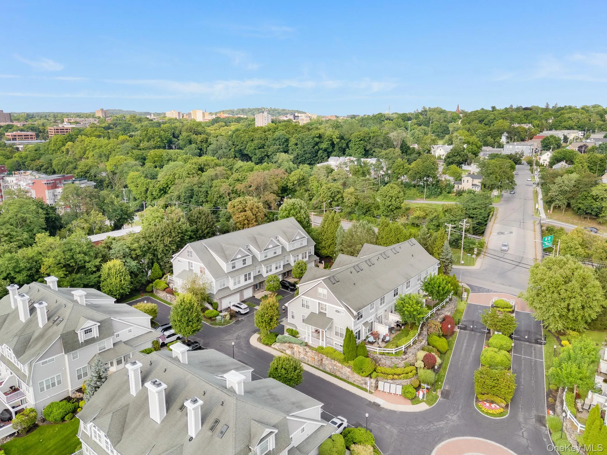 303 Bridgeview Drive, Poughkeepsie, NY, 2 Bedrooms Bedrooms, 8 Rooms Rooms,2 BathroomsBathrooms,Residential,For Rent,Bridgeview,0,1039912 303 Bridgeview Drive, Poughkeepsie, NY, 2 Bedrooms Bedrooms, 8 Rooms Rooms,2 BathroomsBathrooms,Residential,For Rent,Bridgeview,0,1039912