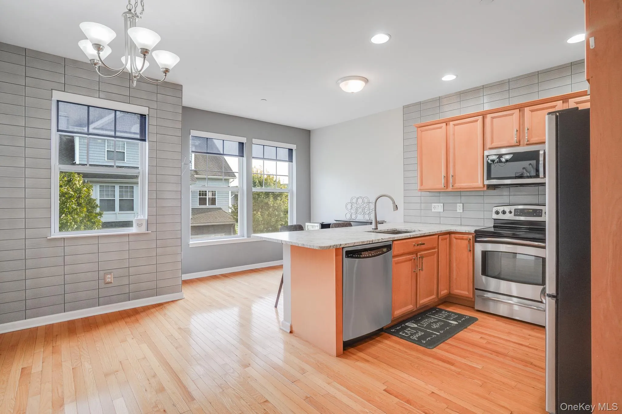303 Bridgeview Drive, Poughkeepsie, NY, 2 Bedrooms Bedrooms, 8 Rooms Rooms,2 BathroomsBathrooms,Residential,For Rent,Bridgeview,0,1039912 303 Bridgeview Drive, Poughkeepsie, NY, 2 Bedrooms Bedrooms, 8 Rooms Rooms,2 BathroomsBathrooms,Residential,For Rent,Bridgeview,0,1039912
