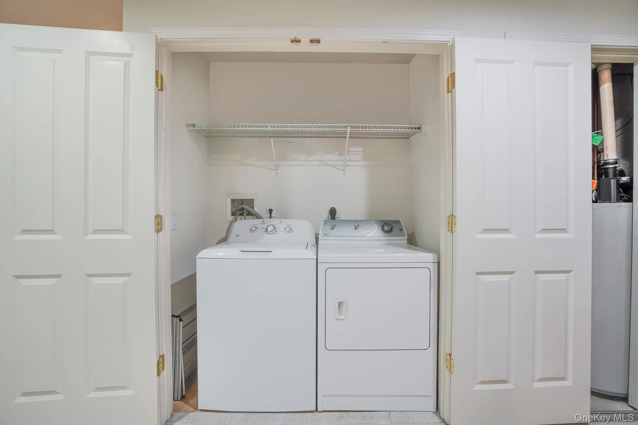 303 Bridgeview Drive, Poughkeepsie, NY, 2 Bedrooms Bedrooms, 8 Rooms Rooms,2 BathroomsBathrooms,Residential,For Rent,Bridgeview,0,1039912 303 Bridgeview Drive, Poughkeepsie, NY, 2 Bedrooms Bedrooms, 8 Rooms Rooms,2 BathroomsBathrooms,Residential,For Rent,Bridgeview,0,1039912