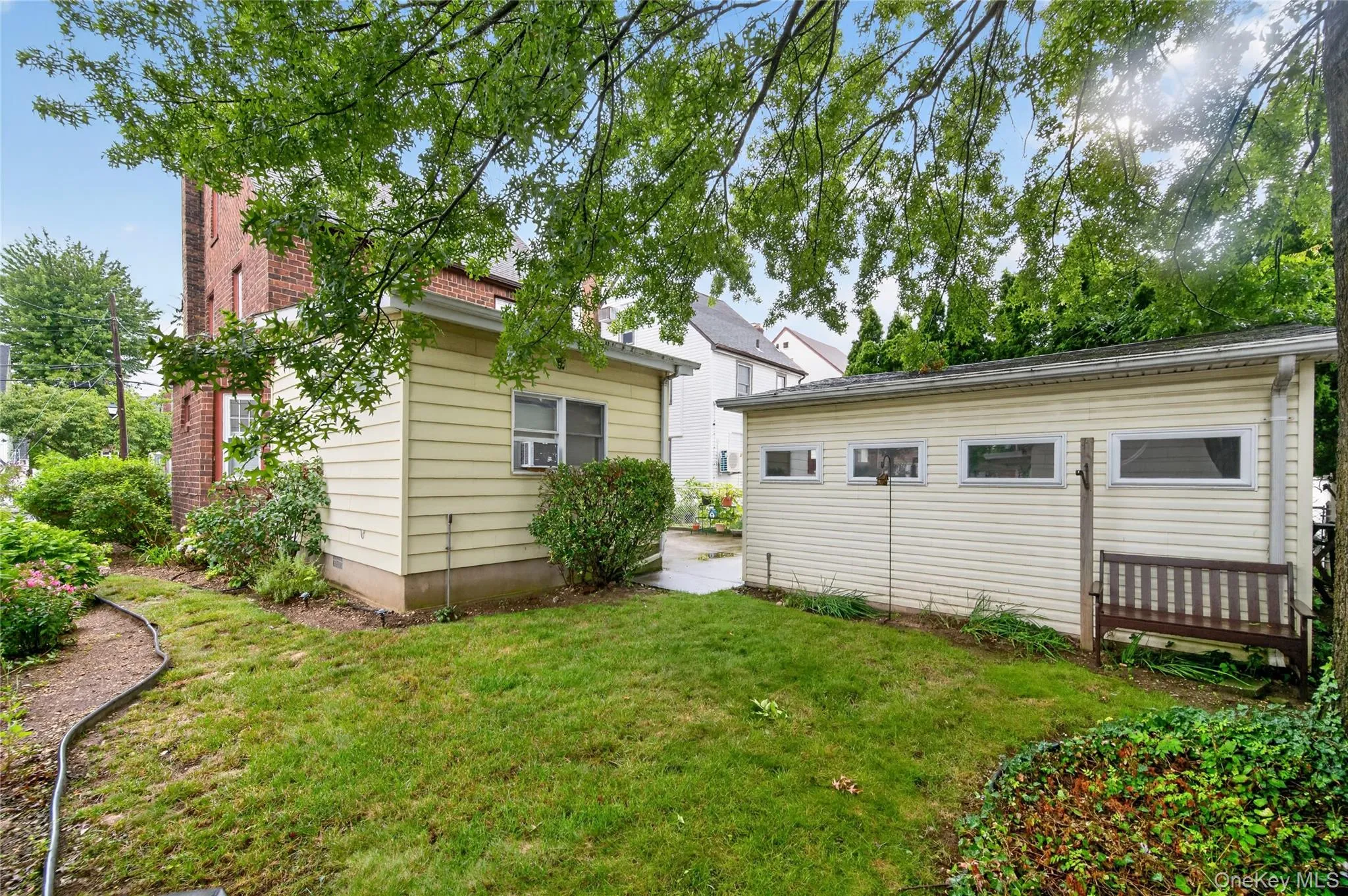 448 Lewis Place, North Hempstead, NY, 4 Bedrooms Bedrooms, 8 Rooms Rooms,2 BathroomsBathrooms,Residential,For Rent,Lewis,0,1039916 448 Lewis Place, North Hempstead, NY, 4 Bedrooms Bedrooms, 8 Rooms Rooms,2 BathroomsBathrooms,Residential,For Rent,Lewis,0,1039916