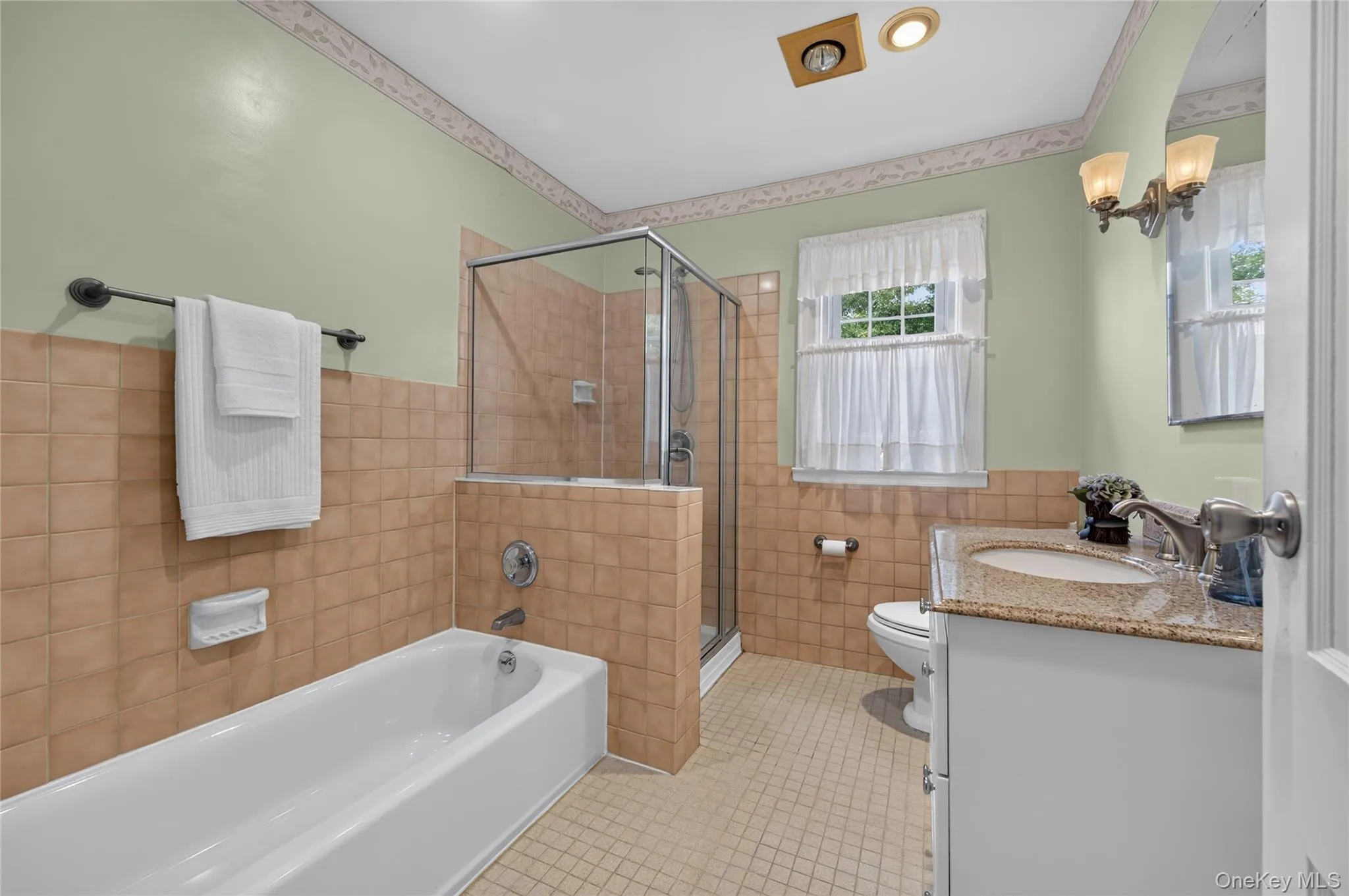 448 Lewis Place, North Hempstead, NY, 4 Bedrooms Bedrooms, 8 Rooms Rooms,2 BathroomsBathrooms,Residential,For Rent,Lewis,0,1039916 448 Lewis Place, North Hempstead, NY, 4 Bedrooms Bedrooms, 8 Rooms Rooms,2 BathroomsBathrooms,Residential,For Rent,Lewis,0,1039916
