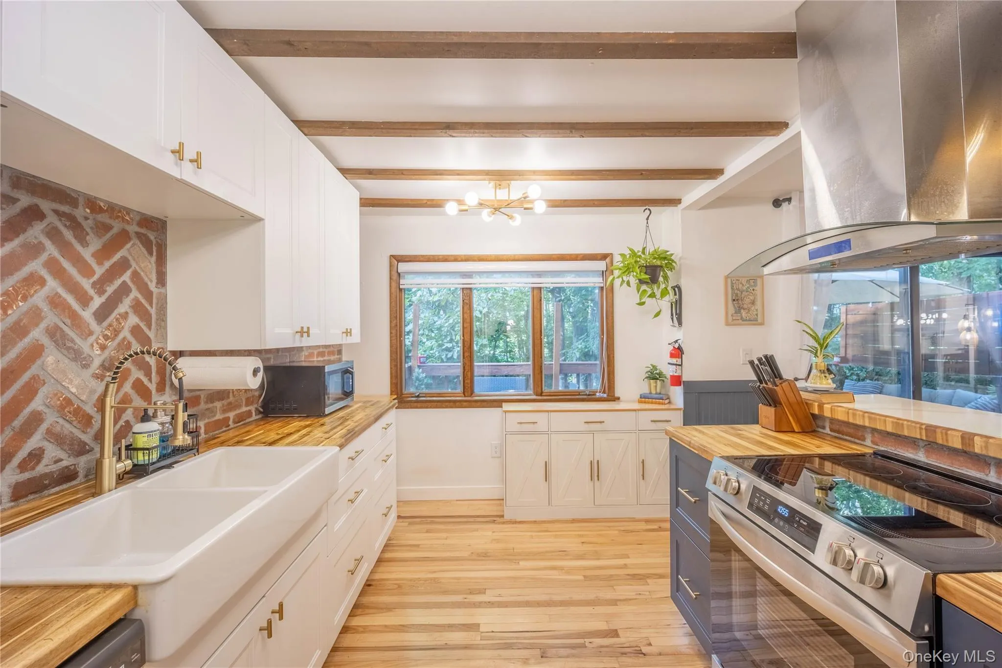 3 Lauretta Drive, Lloyd, NY, 3 Bedrooms Bedrooms, 6 Rooms Rooms,1 BathroomBathrooms,Residential,For Rent,Lauretta,0,1039919 3 Lauretta Drive, Lloyd, NY, 3 Bedrooms Bedrooms, 6 Rooms Rooms,1 BathroomBathrooms,Residential,For Rent,Lauretta,0,1039919