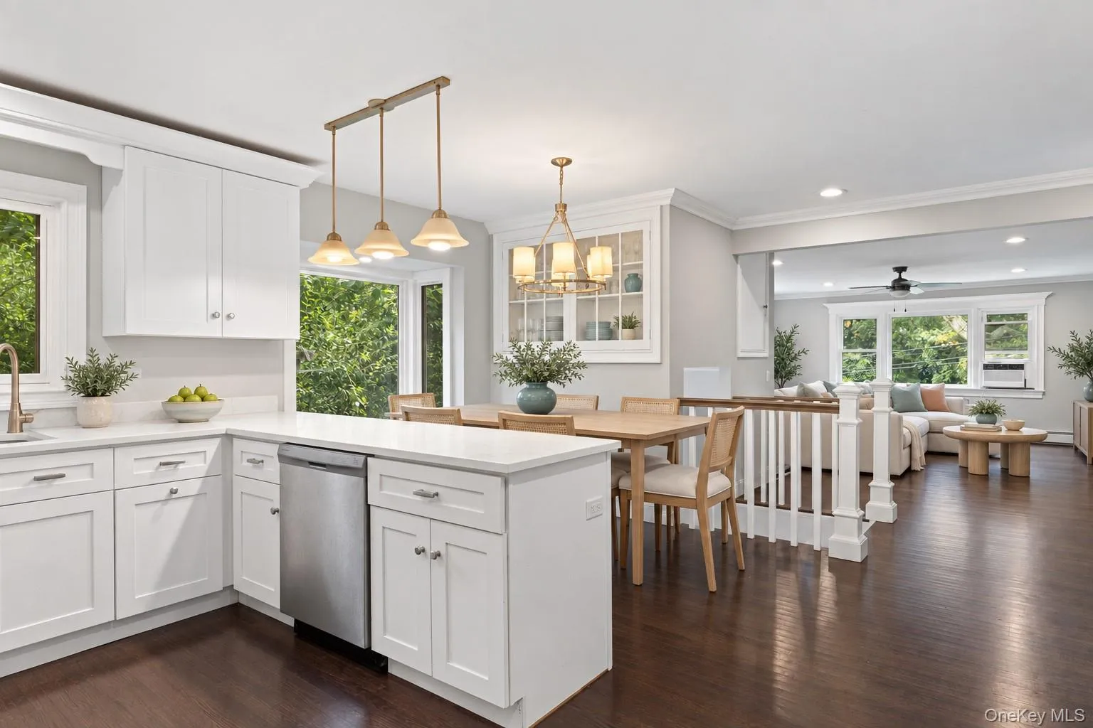 44 Chestnut Avenue, Brookhaven, NY, 3 Bedrooms Bedrooms, 7 Rooms Rooms,3 BathroomsBathrooms,Residential Lease,For Rent,Chestnut,0,1039920 44 Chestnut Avenue, Brookhaven, NY, 3 Bedrooms Bedrooms, 7 Rooms Rooms,3 BathroomsBathrooms,Residential Lease,For Rent,Chestnut,0,1039920