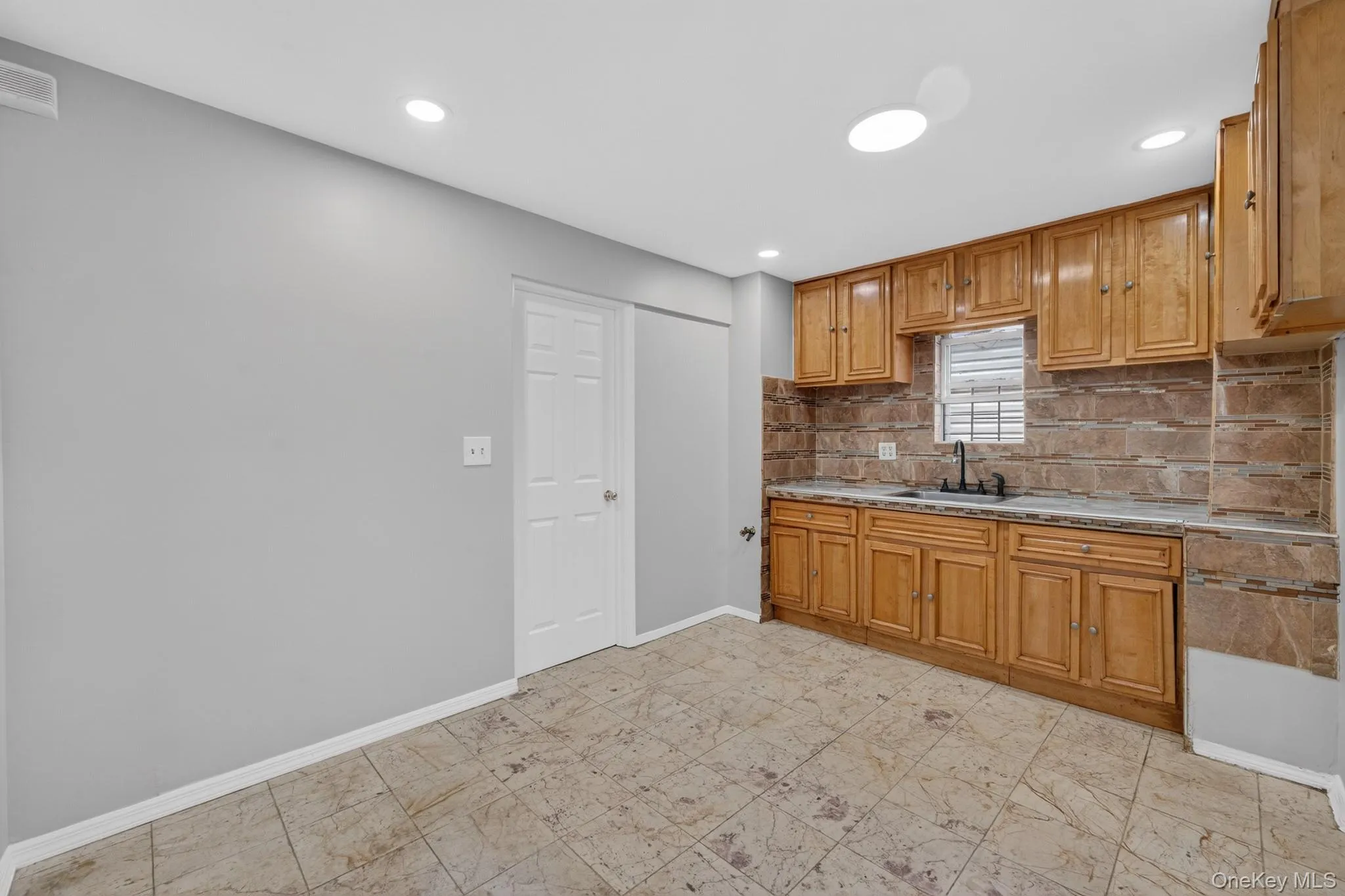 14508 123rd Avenue, New York, NY, 4 Bedrooms Bedrooms, 12 Rooms Rooms,2 BathroomsBathrooms,Residential,For Rent,123rd,0,1039923 14508 123rd Avenue, New York, NY, 4 Bedrooms Bedrooms, 12 Rooms Rooms,2 BathroomsBathrooms,Residential,For Rent,123rd,0,1039923
