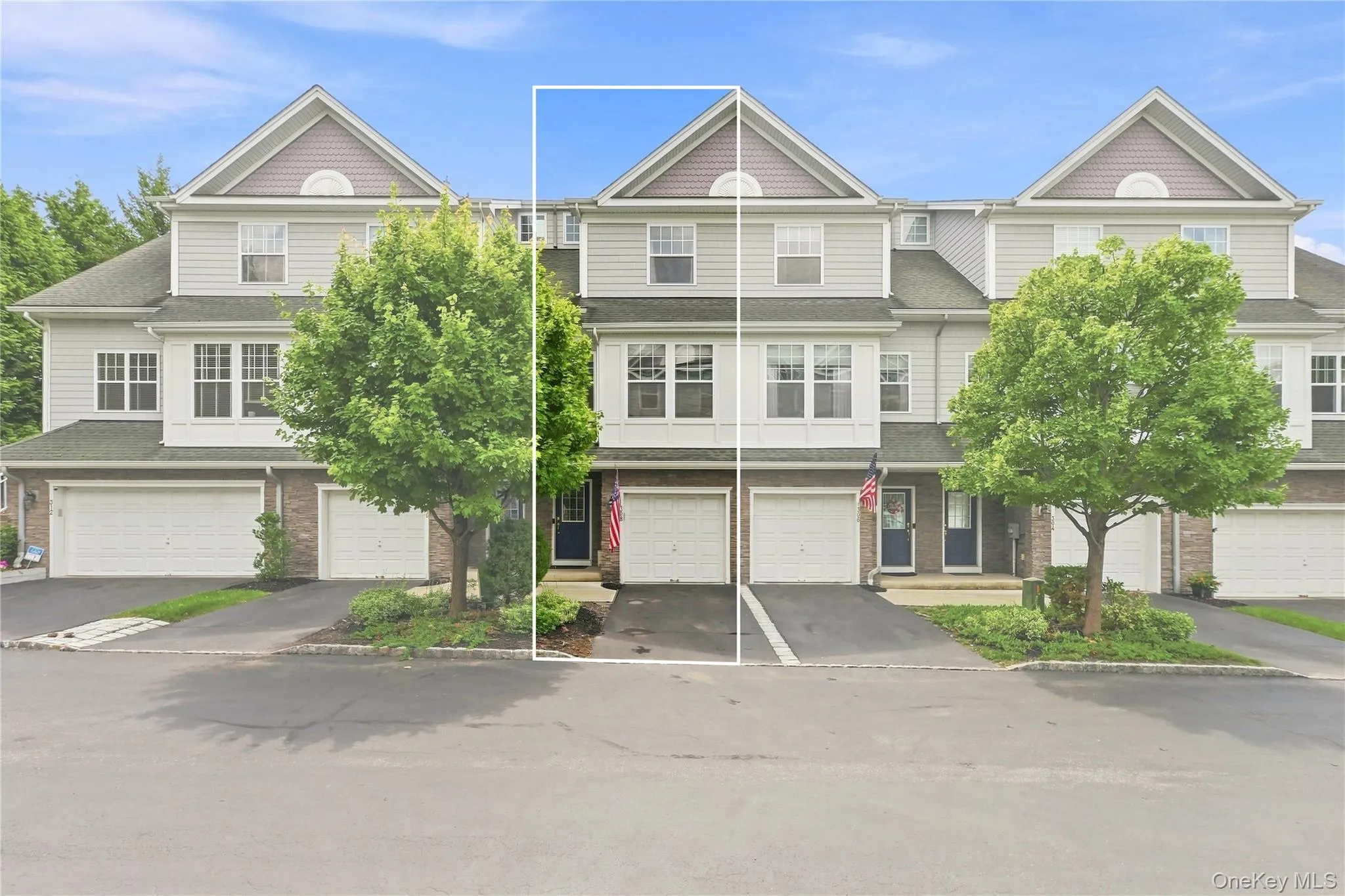 308 Bridgeview Drive, Poughkeepsie, NY, 2 Bedrooms Bedrooms, 9 Rooms Rooms,2 BathroomsBathrooms,Residential,For Rent,Bridgeview,0,1039925 308 Bridgeview Drive, Poughkeepsie, NY, 2 Bedrooms Bedrooms, 9 Rooms Rooms,2 BathroomsBathrooms,Residential,For Rent,Bridgeview,0,1039925