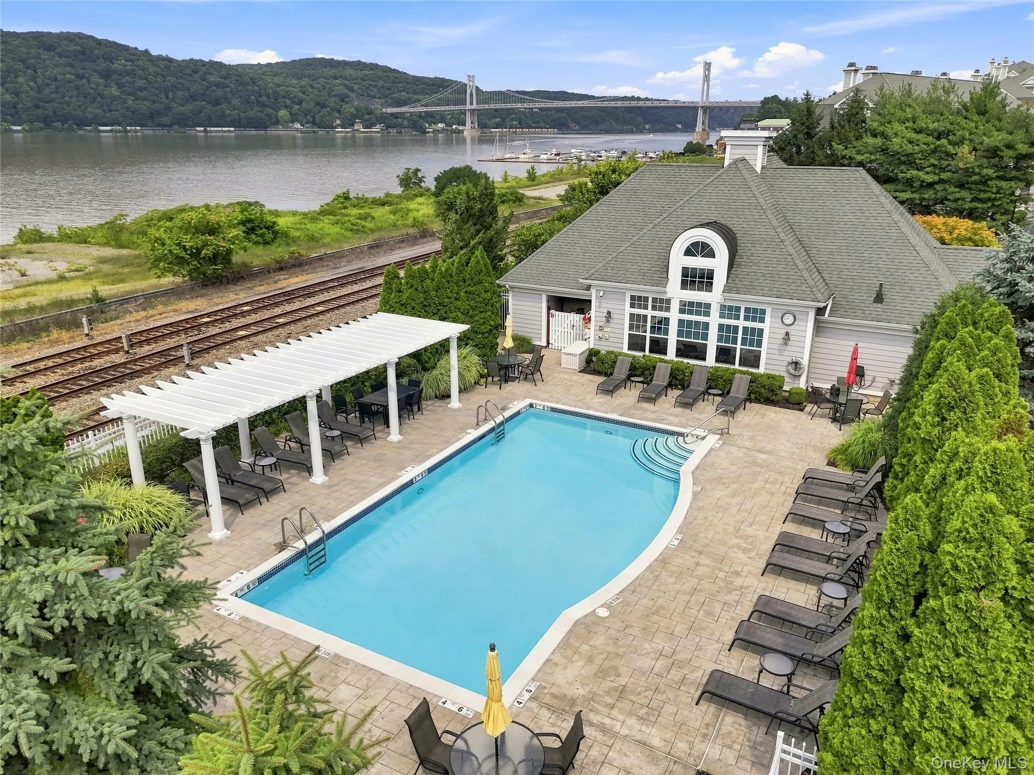 308 Bridgeview Drive, Poughkeepsie, NY, 2 Bedrooms Bedrooms, 9 Rooms Rooms,2 BathroomsBathrooms,Residential,For Rent,Bridgeview,0,1039925 308 Bridgeview Drive, Poughkeepsie, NY, 2 Bedrooms Bedrooms, 9 Rooms Rooms,2 BathroomsBathrooms,Residential,For Rent,Bridgeview,0,1039925