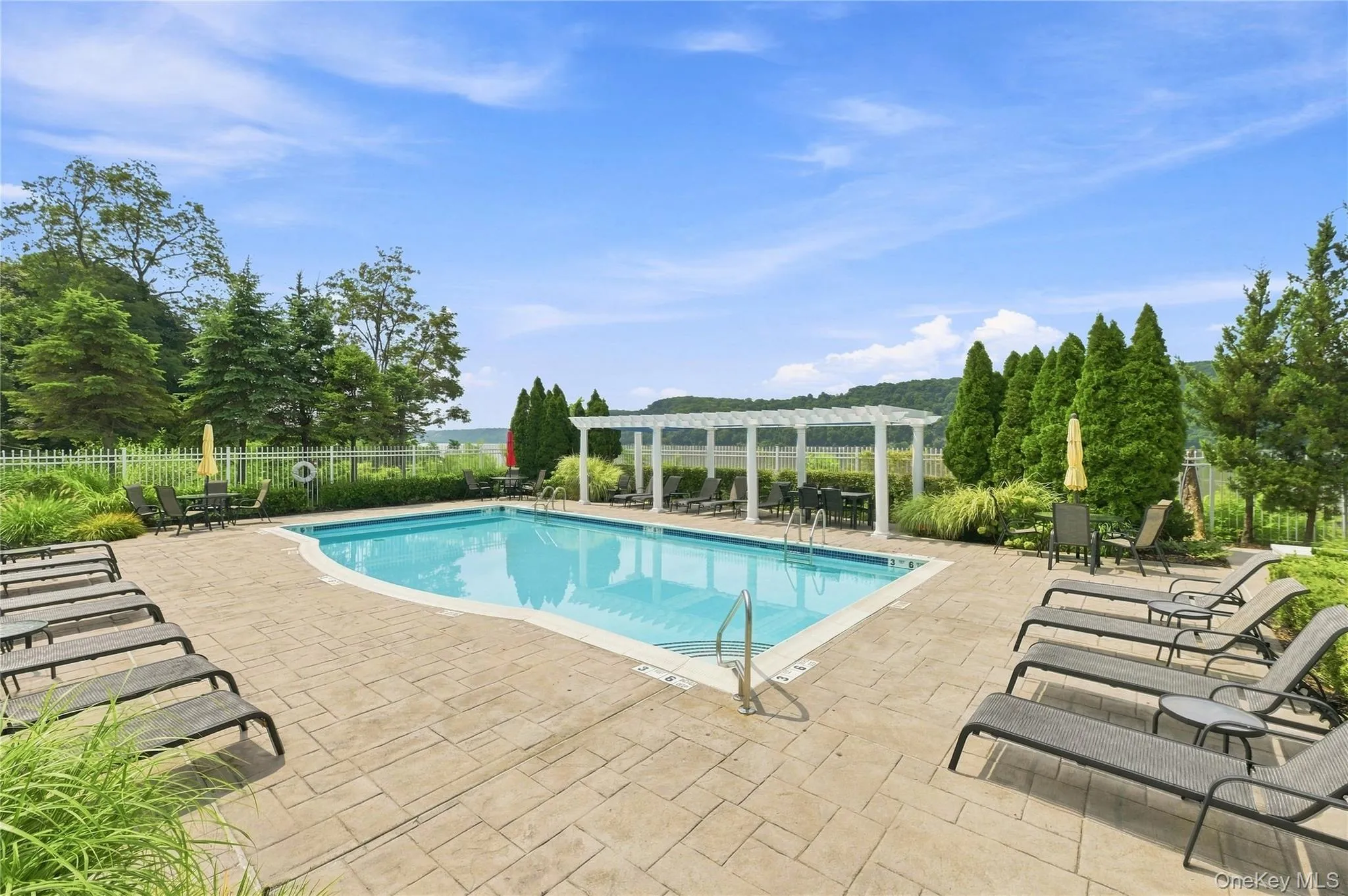 308 Bridgeview Drive, Poughkeepsie, NY, 2 Bedrooms Bedrooms, 9 Rooms Rooms,2 BathroomsBathrooms,Residential,For Rent,Bridgeview,0,1039925 308 Bridgeview Drive, Poughkeepsie, NY, 2 Bedrooms Bedrooms, 9 Rooms Rooms,2 BathroomsBathrooms,Residential,For Rent,Bridgeview,0,1039925