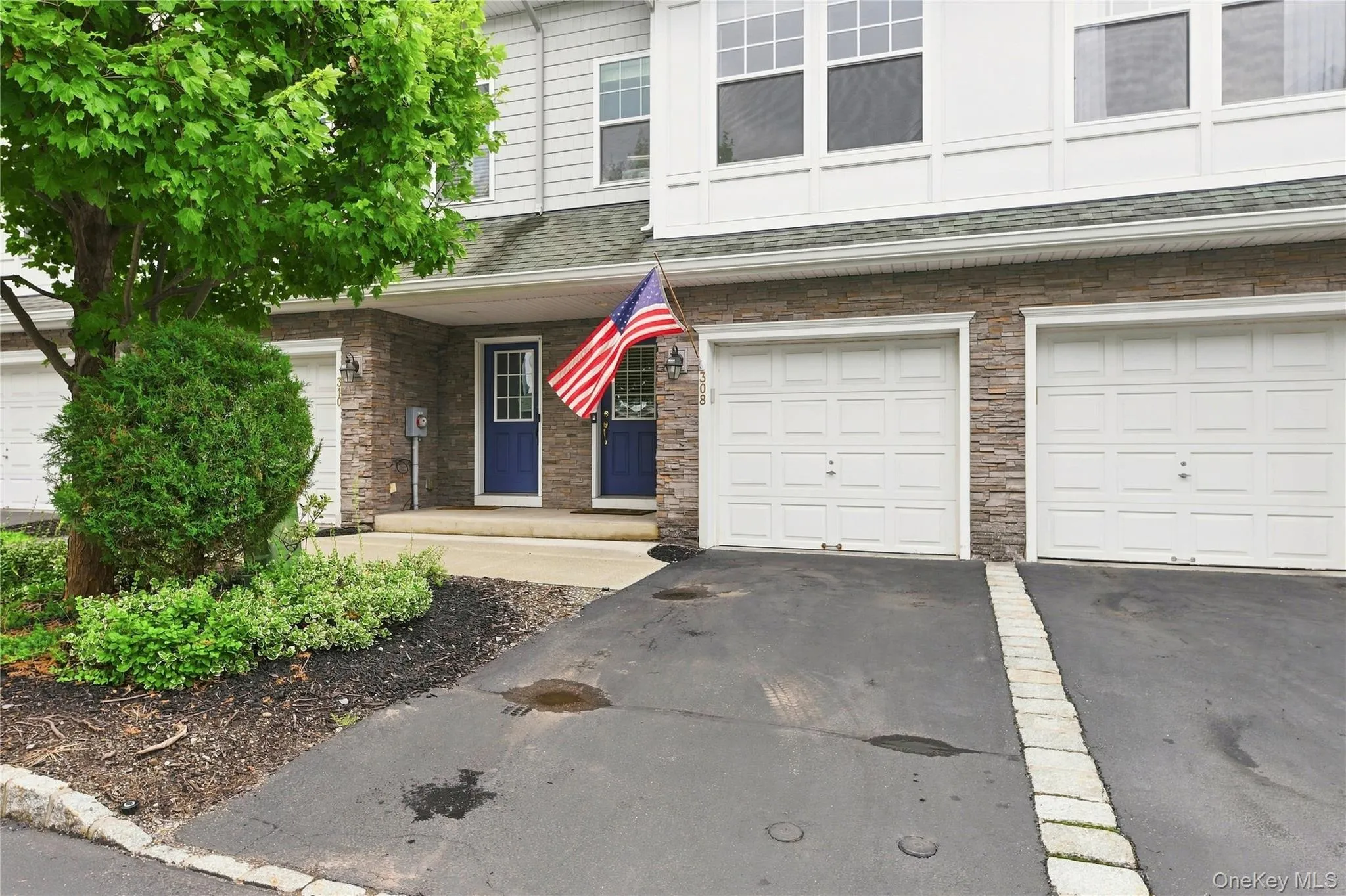 308 Bridgeview Drive, Poughkeepsie, NY, 2 Bedrooms Bedrooms, 9 Rooms Rooms,2 BathroomsBathrooms,Residential,For Rent,Bridgeview,0,1039925 308 Bridgeview Drive, Poughkeepsie, NY, 2 Bedrooms Bedrooms, 9 Rooms Rooms,2 BathroomsBathrooms,Residential,For Rent,Bridgeview,0,1039925