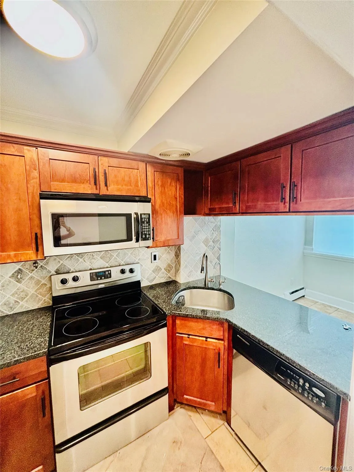10 Westview Avenue, White Plains, NY, 2 Bedrooms Bedrooms, 6 Rooms Rooms,1 BathroomBathrooms,Residential,For Rent,Westview,0,1039927 10 Westview Avenue, White Plains, NY, 2 Bedrooms Bedrooms, 6 Rooms Rooms,1 BathroomBathrooms,Residential,For Rent,Westview,0,1039927