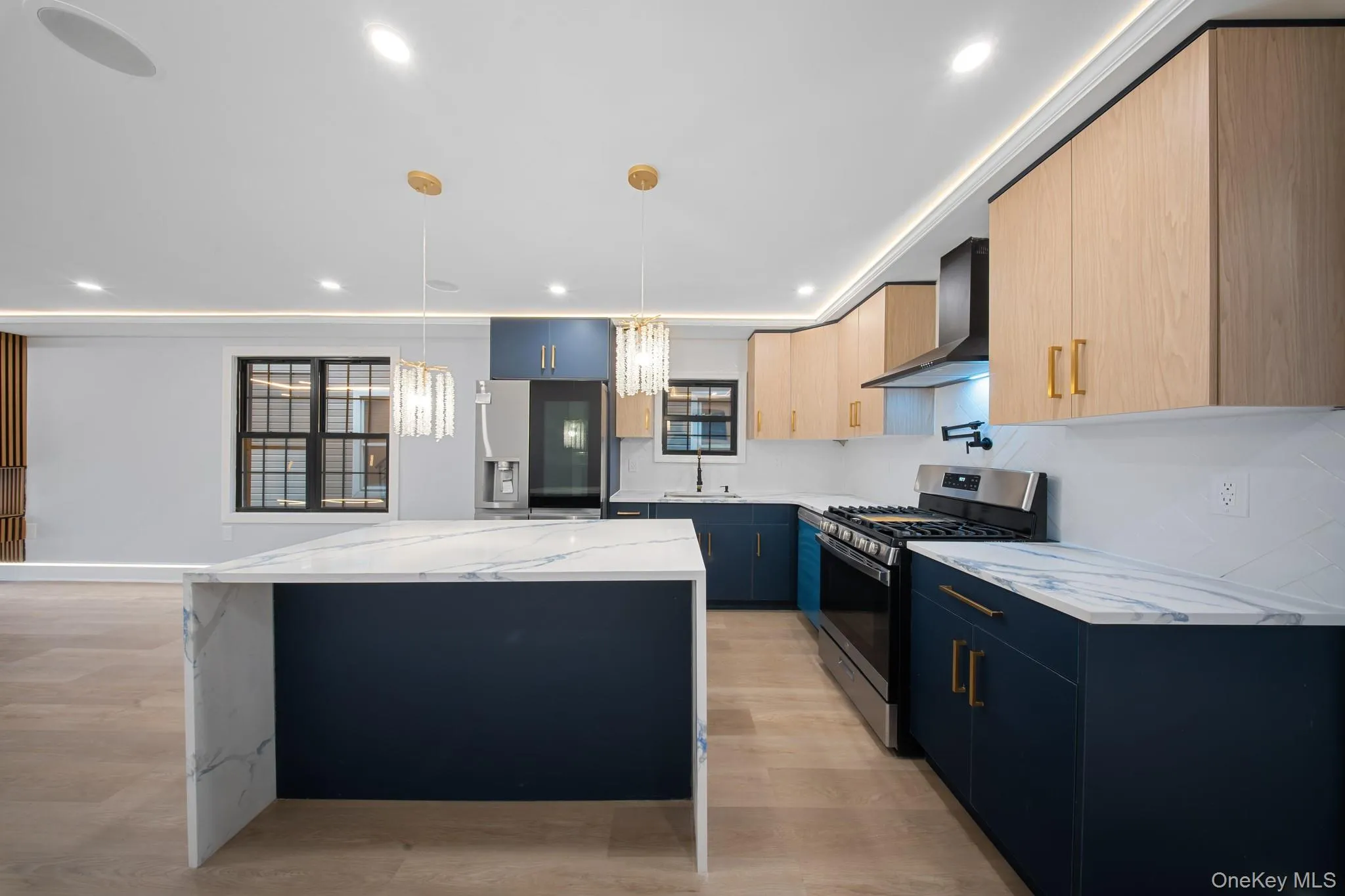 11593 217th Street, New York, NY, 6 Bedrooms Bedrooms, 15 Rooms Rooms,4 BathroomsBathrooms,Residential,For Rent,217th,0,1039929 11593 217th Street, New York, NY, 6 Bedrooms Bedrooms, 15 Rooms Rooms,4 BathroomsBathrooms,Residential,For Rent,217th,0,1039929