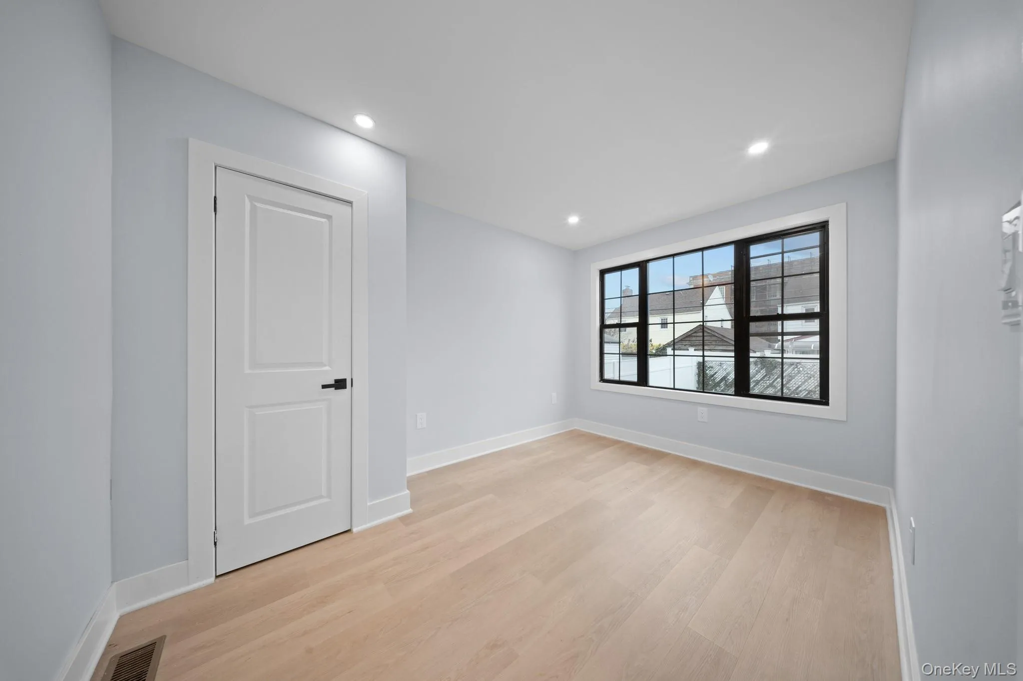 11593 217th Street, New York, NY, 6 Bedrooms Bedrooms, 15 Rooms Rooms,4 BathroomsBathrooms,Residential,For Rent,217th,0,1039929 11593 217th Street, New York, NY, 6 Bedrooms Bedrooms, 15 Rooms Rooms,4 BathroomsBathrooms,Residential,For Rent,217th,0,1039929