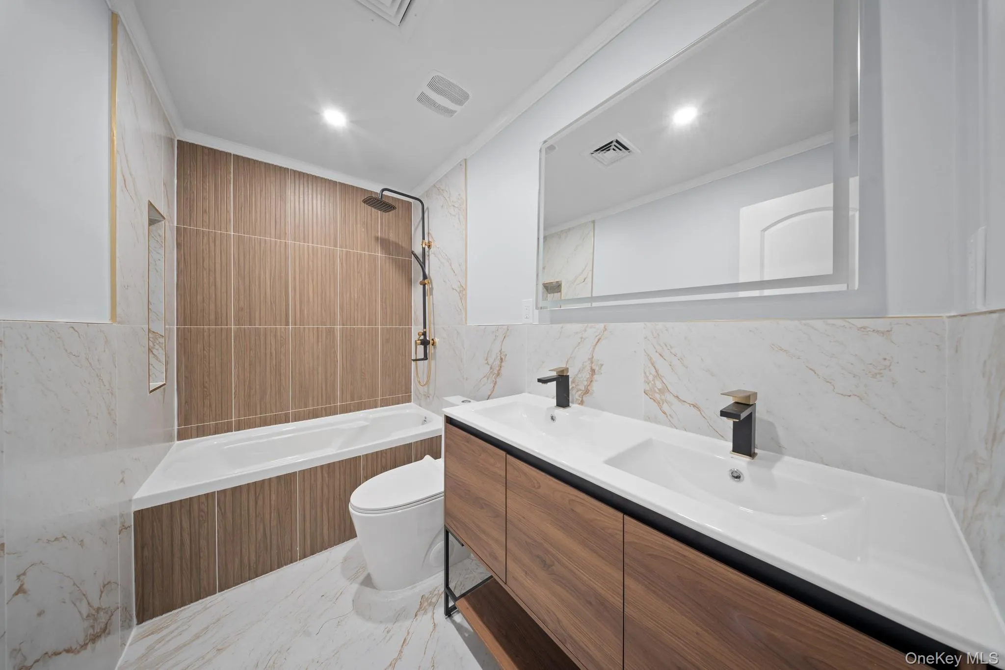 11593 217th Street, New York, NY, 6 Bedrooms Bedrooms, 15 Rooms Rooms,4 BathroomsBathrooms,Residential,For Rent,217th,0,1039929 11593 217th Street, New York, NY, 6 Bedrooms Bedrooms, 15 Rooms Rooms,4 BathroomsBathrooms,Residential,For Rent,217th,0,1039929