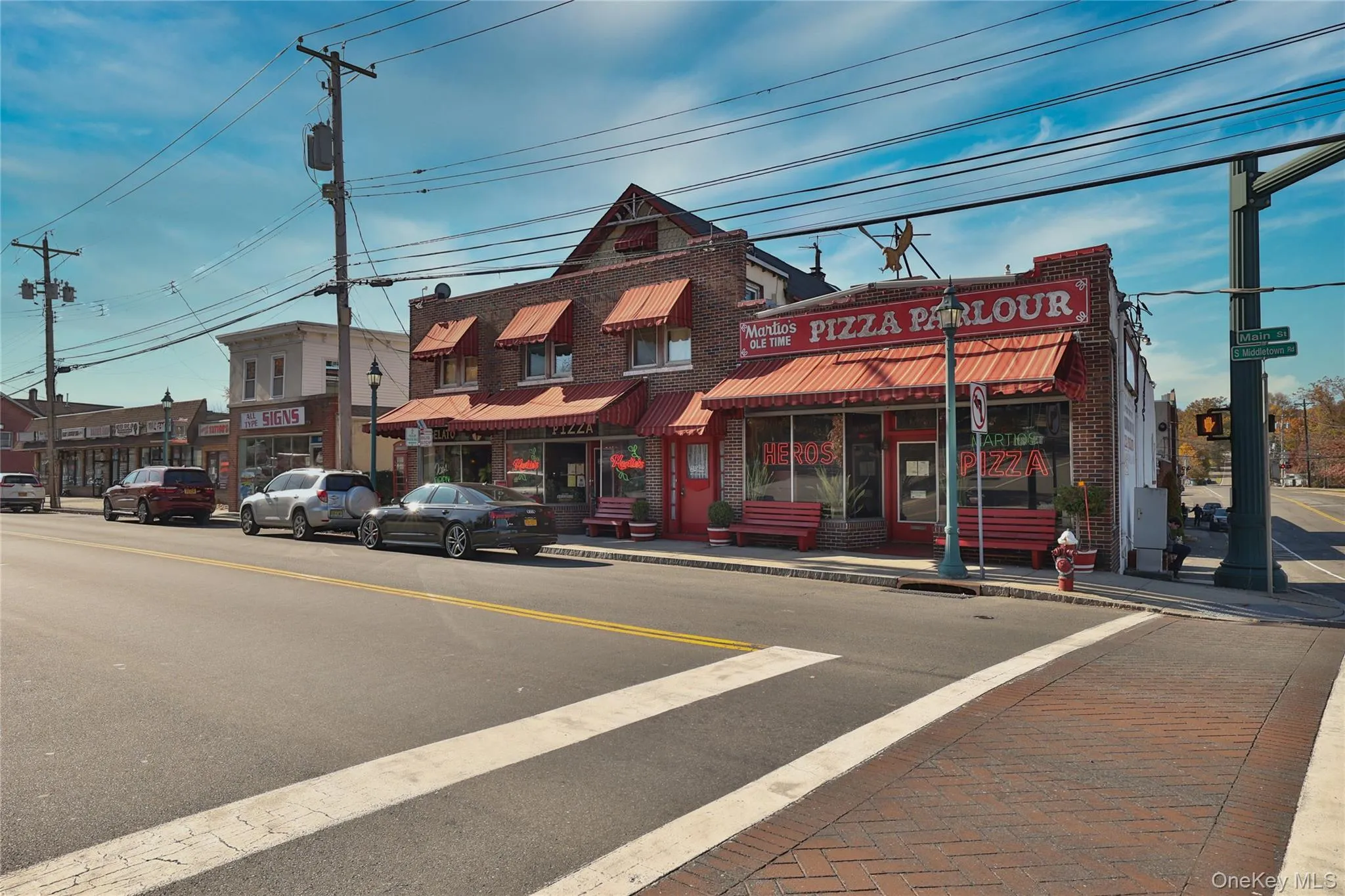 Enjoy delicious foods in downtown Nanuet. Enjoy delicious foods in downtown Nanuet.