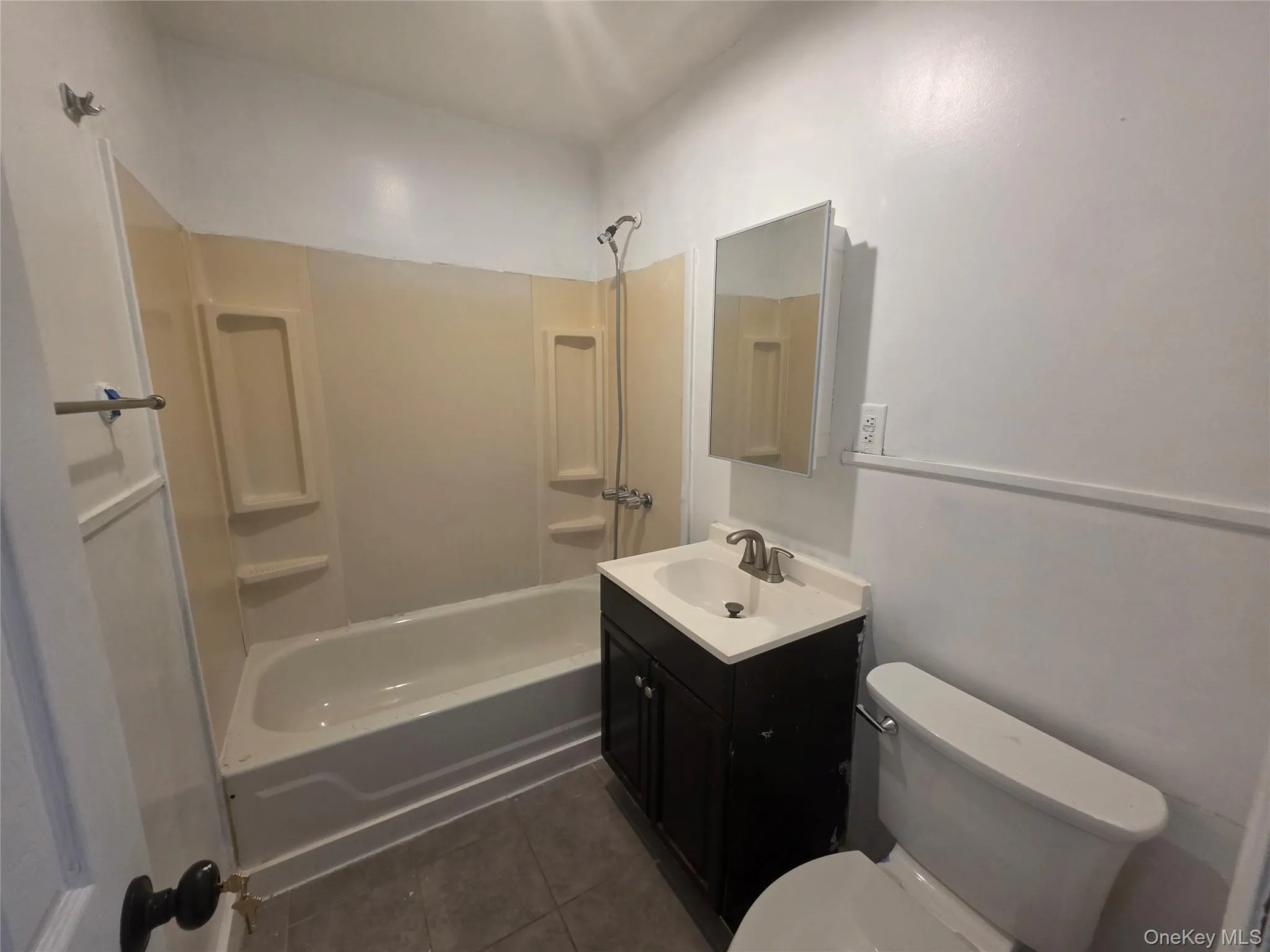 8 Main Street, Chester Town, NY, 1 Bedroom Bedrooms, 4 Rooms Rooms,1 BathroomBathrooms,Residential Lease,For Rent,Main,0,1039940 8 Main Street, Chester Town, NY, 1 Bedroom Bedrooms, 4 Rooms Rooms,1 BathroomBathrooms,Residential Lease,For Rent,Main,0,1039940