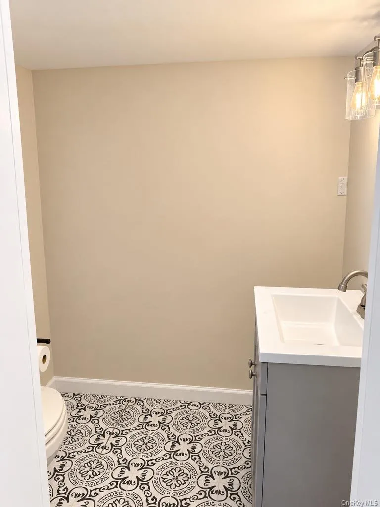 707 Croton Falls Road, Carmel, NY, 2 Bedrooms Bedrooms, 5 Rooms Rooms,1 BathroomBathrooms,Residential Lease,For Rent,Croton Falls,0,1039941 707 Croton Falls Road, Carmel, NY, 2 Bedrooms Bedrooms, 5 Rooms Rooms,1 BathroomBathrooms,Residential Lease,For Rent,Croton Falls,0,1039941