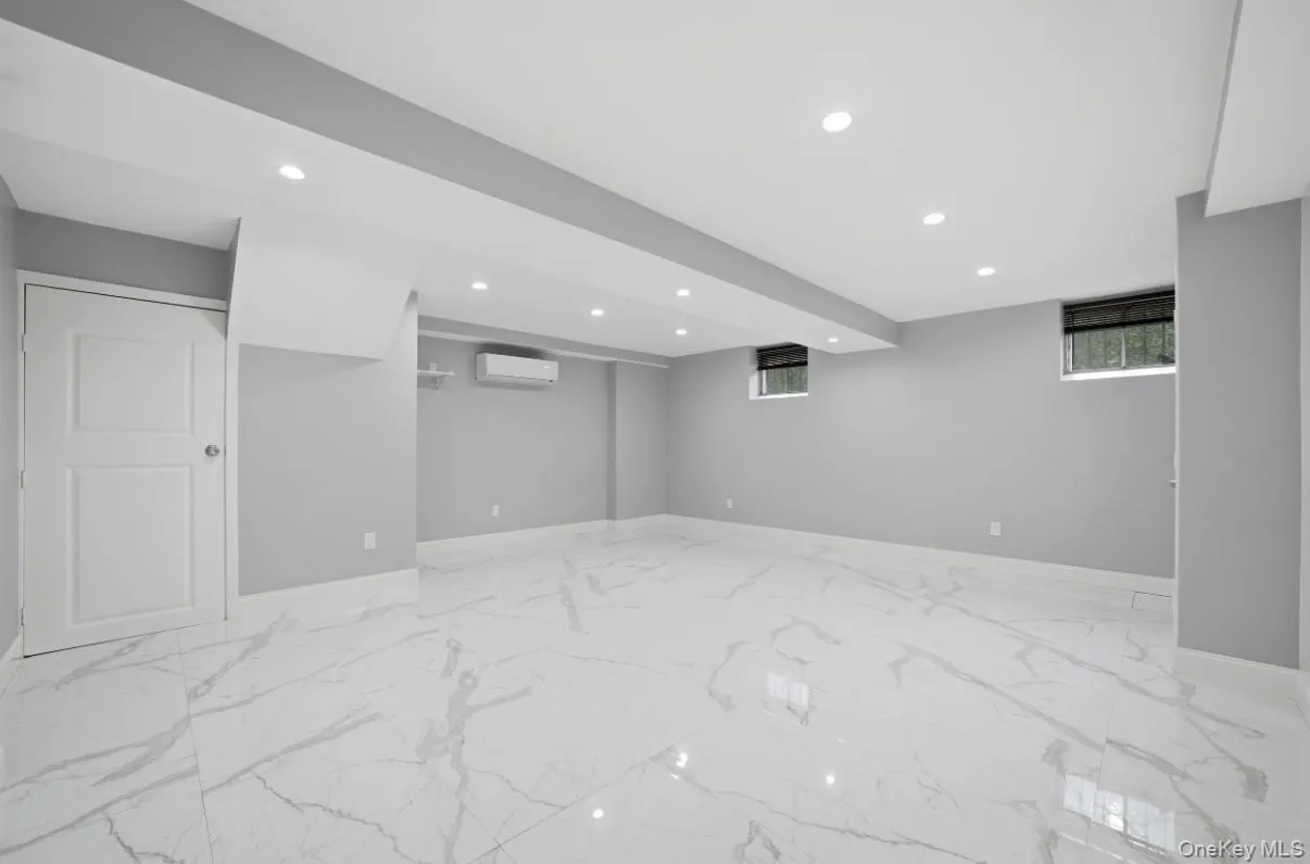 87 Woodlawn Avenue, New Rochelle, NY, 4 Bedrooms Bedrooms, 8 Rooms Rooms,3 BathroomsBathrooms,Residential Lease,For Rent,Woodlawn,0,1039945 87 Woodlawn Avenue, New Rochelle, NY, 4 Bedrooms Bedrooms, 8 Rooms Rooms,3 BathroomsBathrooms,Residential Lease,For Rent,Woodlawn,0,1039945