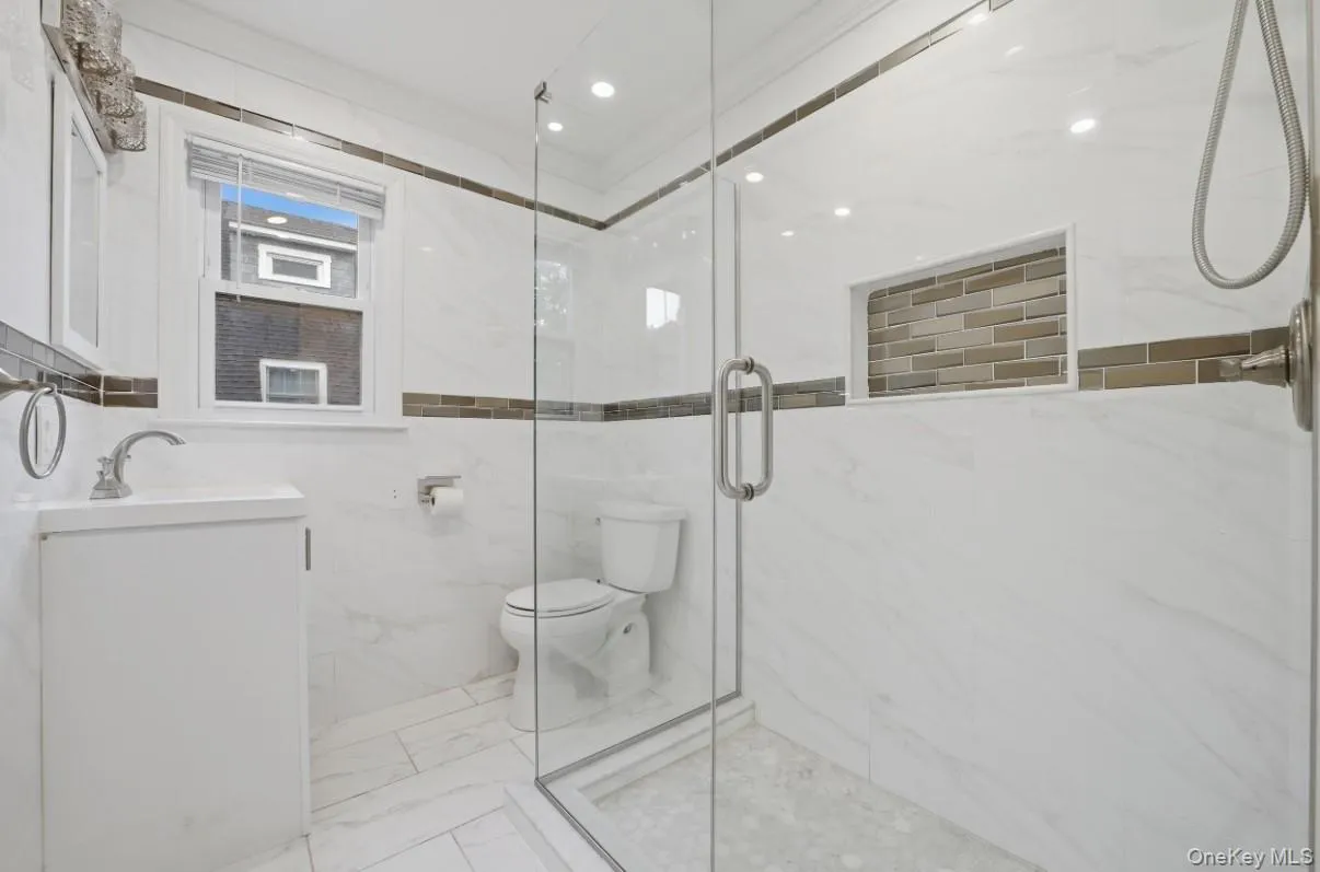 87 Woodlawn Avenue, New Rochelle, NY, 4 Bedrooms Bedrooms, 8 Rooms Rooms,3 BathroomsBathrooms,Residential Lease,For Rent,Woodlawn,0,1039945 87 Woodlawn Avenue, New Rochelle, NY, 4 Bedrooms Bedrooms, 8 Rooms Rooms,3 BathroomsBathrooms,Residential Lease,For Rent,Woodlawn,0,1039945