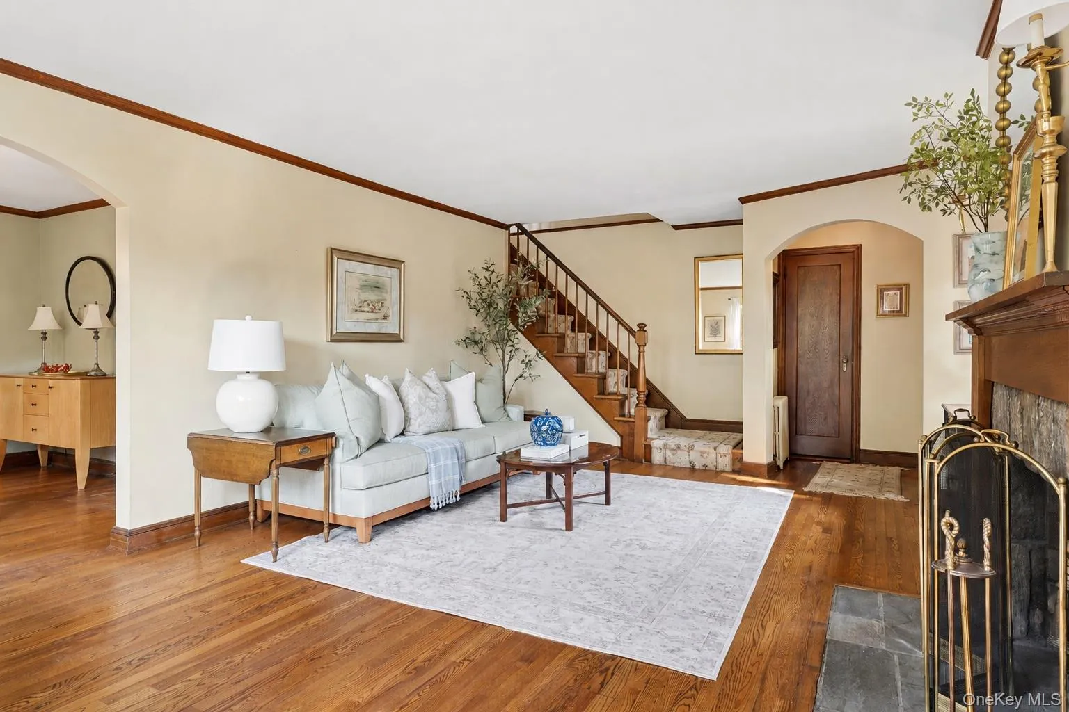 23 Wisteria Avenue, North Hempstead, NY, 3 Bedrooms Bedrooms, 7 Rooms Rooms,1 BathroomBathrooms,Residential,For Rent,Wisteria,0,1039946 23 Wisteria Avenue, North Hempstead, NY, 3 Bedrooms Bedrooms, 7 Rooms Rooms,1 BathroomBathrooms,Residential,For Rent,Wisteria,0,1039946