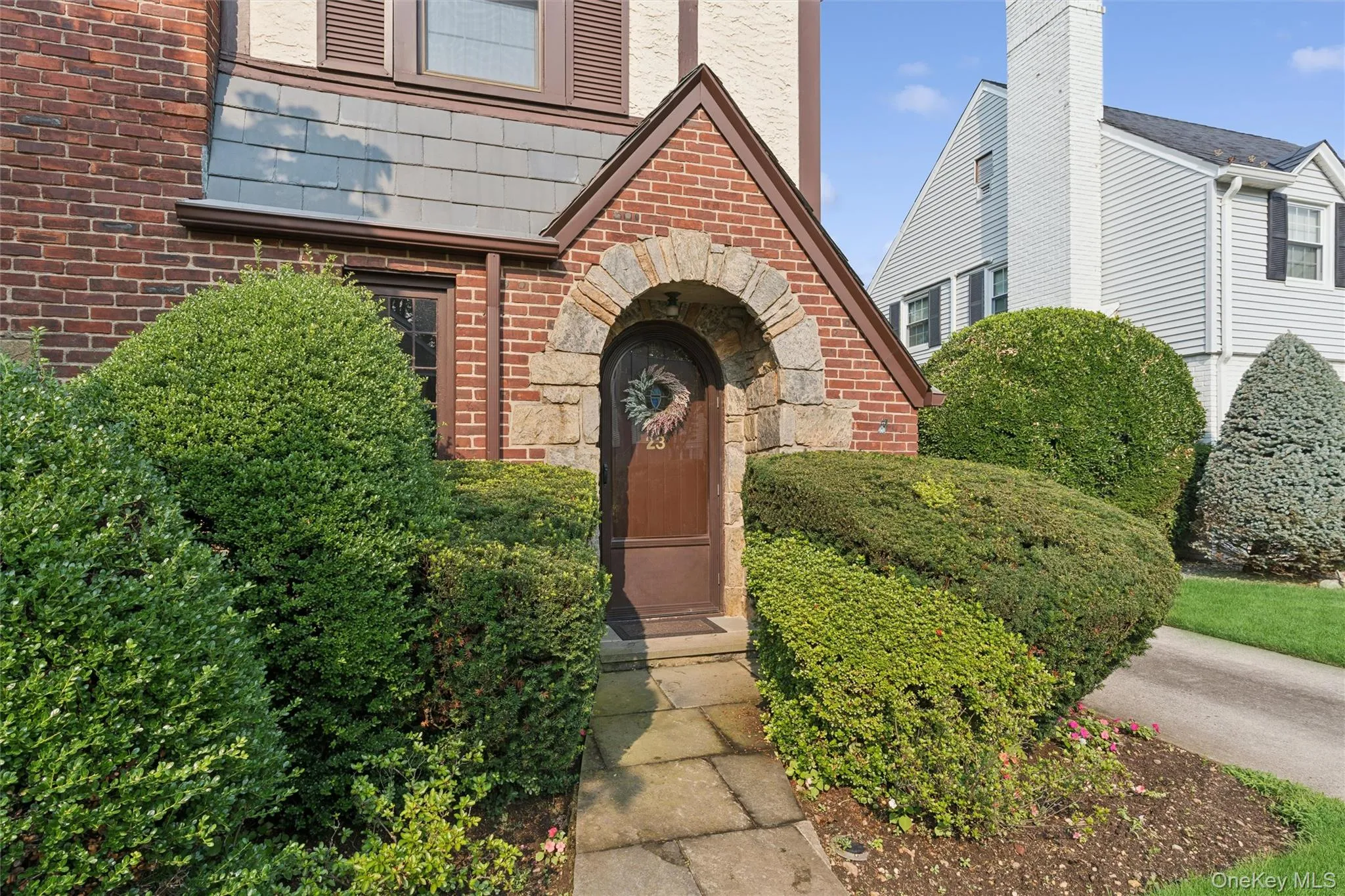 23 Wisteria Avenue, North Hempstead, NY, 3 Bedrooms Bedrooms, 7 Rooms Rooms,1 BathroomBathrooms,Residential,For Rent,Wisteria,0,1039946 23 Wisteria Avenue, North Hempstead, NY, 3 Bedrooms Bedrooms, 7 Rooms Rooms,1 BathroomBathrooms,Residential,For Rent,Wisteria,0,1039946