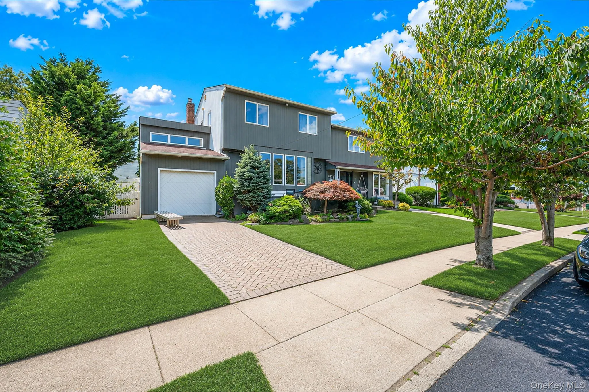 962 Mildred Drive, Hempstead, NY, 4 Bedrooms Bedrooms, 9 Rooms Rooms,3 BathroomsBathrooms,Residential,For Rent,Mildred,0,1039948 962 Mildred Drive, Hempstead, NY, 4 Bedrooms Bedrooms, 9 Rooms Rooms,3 BathroomsBathrooms,Residential,For Rent,Mildred,0,1039948