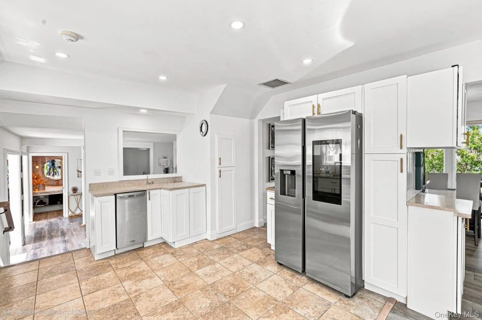 962 Mildred Drive, Hempstead, NY, 4 Bedrooms Bedrooms, 9 Rooms Rooms,3 BathroomsBathrooms,Residential,For Rent,Mildred,0,1039948 962 Mildred Drive, Hempstead, NY, 4 Bedrooms Bedrooms, 9 Rooms Rooms,3 BathroomsBathrooms,Residential,For Rent,Mildred,0,1039948