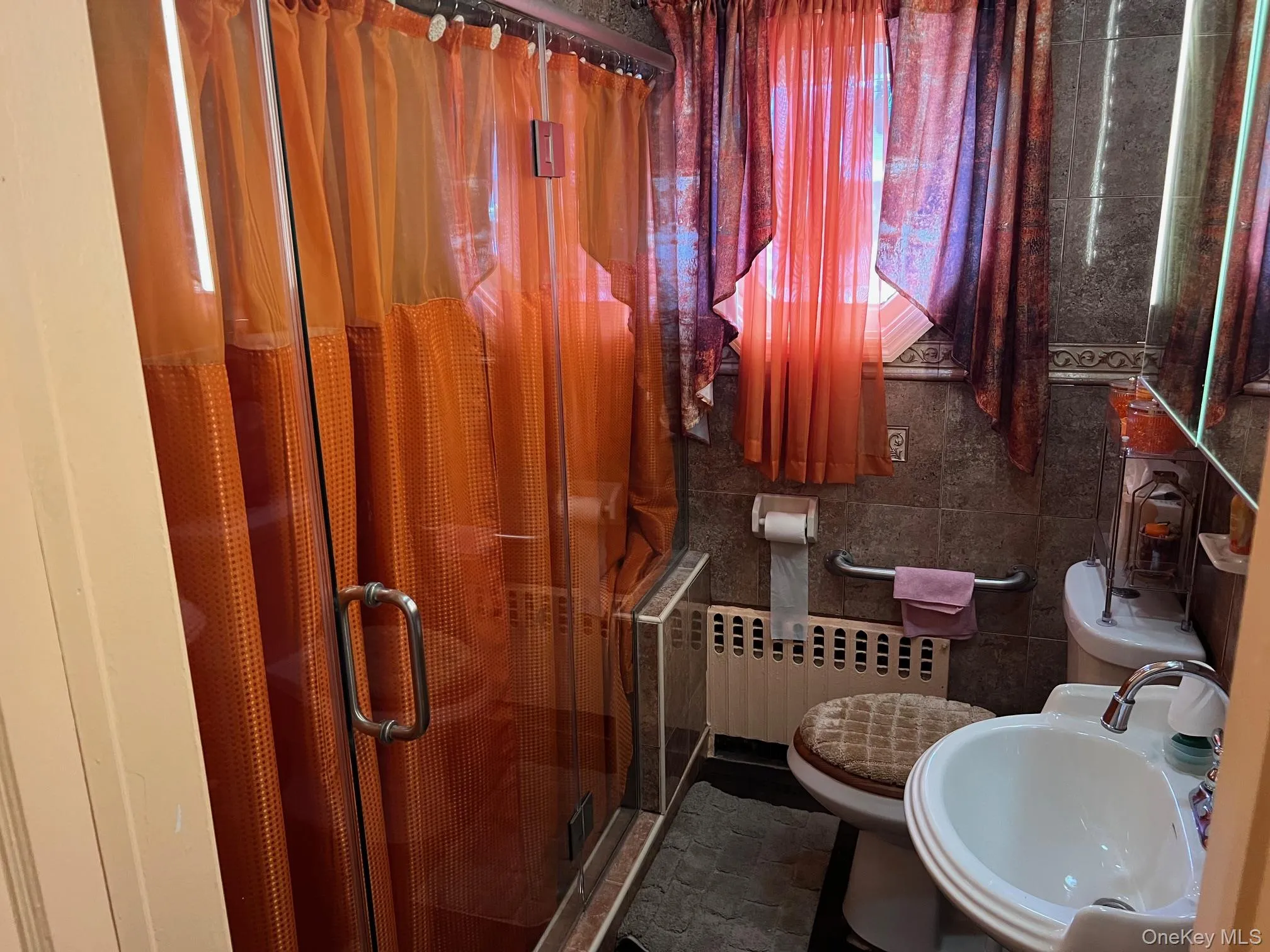 47 Brown Avenue, Hempstead, NY, 3 Bedrooms Bedrooms, 6 Rooms Rooms,2 BathroomsBathrooms,Residential,For Rent,Brown,0,1039952 47 Brown Avenue, Hempstead, NY, 3 Bedrooms Bedrooms, 6 Rooms Rooms,2 BathroomsBathrooms,Residential,For Rent,Brown,0,1039952
