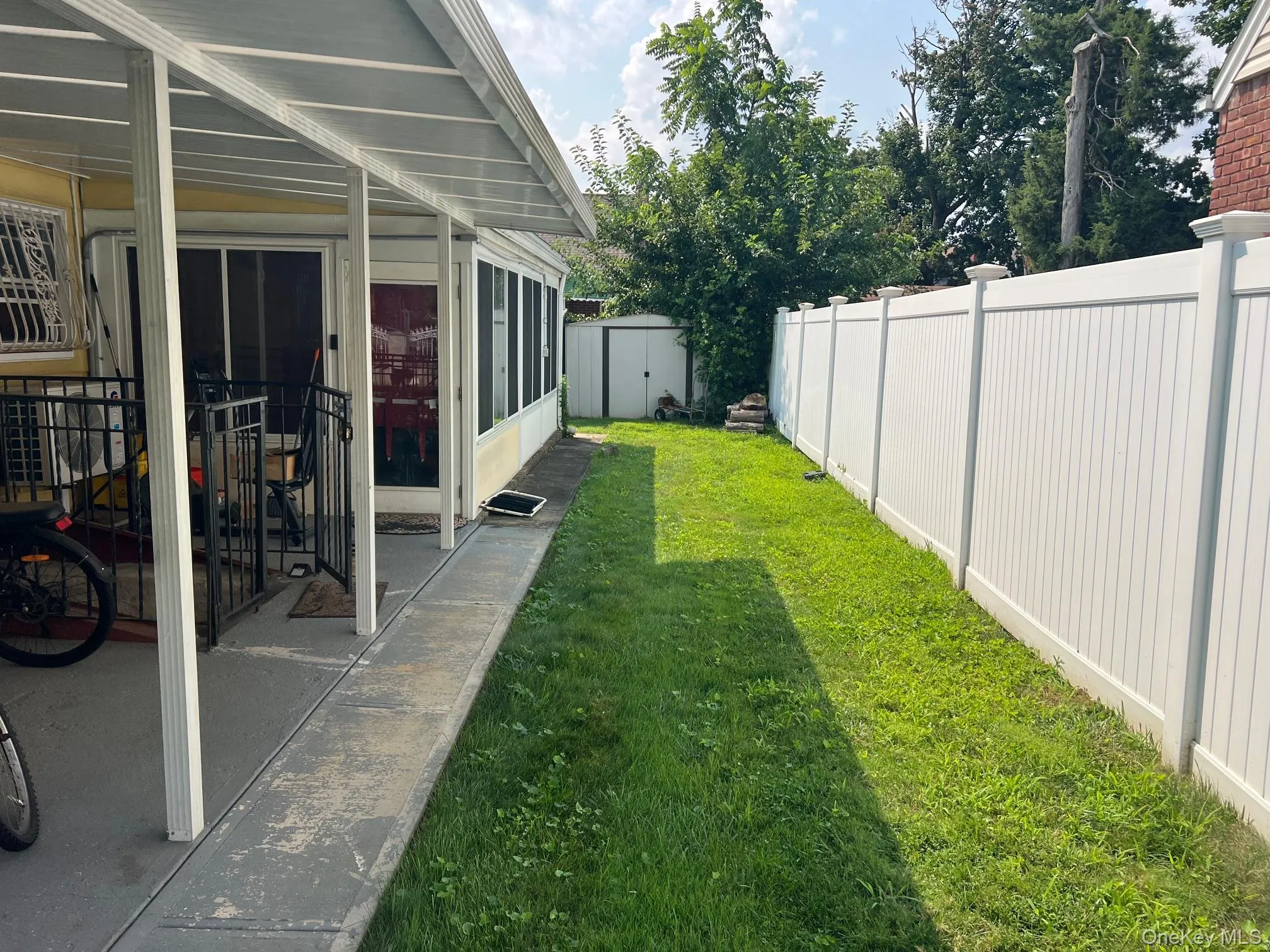 47 Brown Avenue, Hempstead, NY, 3 Bedrooms Bedrooms, 6 Rooms Rooms,2 BathroomsBathrooms,Residential,For Rent,Brown,0,1039952 47 Brown Avenue, Hempstead, NY, 3 Bedrooms Bedrooms, 6 Rooms Rooms,2 BathroomsBathrooms,Residential,For Rent,Brown,0,1039952