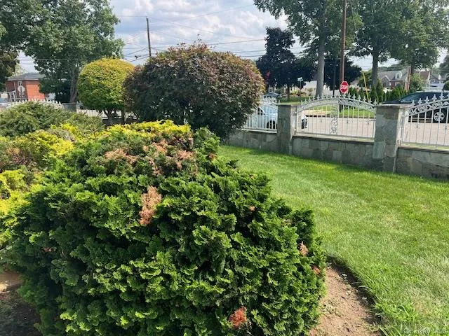 47 Brown Avenue, Hempstead, NY, 3 Bedrooms Bedrooms, 6 Rooms Rooms,2 BathroomsBathrooms,Residential,For Rent,Brown,0,1039952 47 Brown Avenue, Hempstead, NY, 3 Bedrooms Bedrooms, 6 Rooms Rooms,2 BathroomsBathrooms,Residential,For Rent,Brown,0,1039952