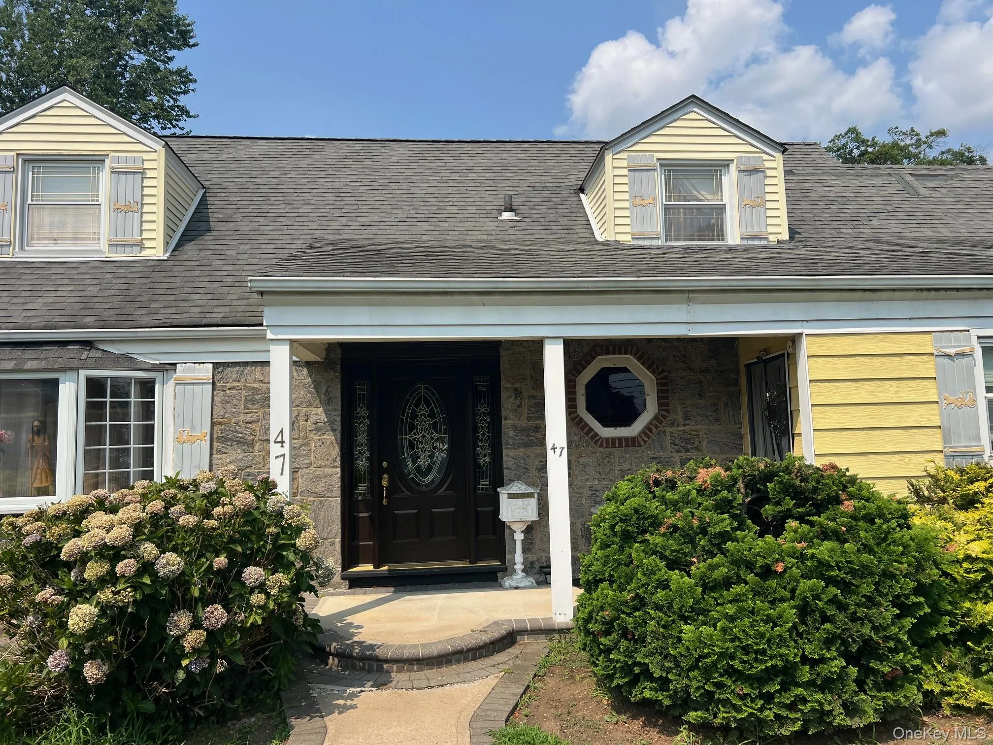 47 Brown Avenue, Hempstead, NY, 3 Bedrooms Bedrooms, 6 Rooms Rooms,2 BathroomsBathrooms,Residential,For Rent,Brown,0,1039952 47 Brown Avenue, Hempstead, NY, 3 Bedrooms Bedrooms, 6 Rooms Rooms,2 BathroomsBathrooms,Residential,For Rent,Brown,0,1039952