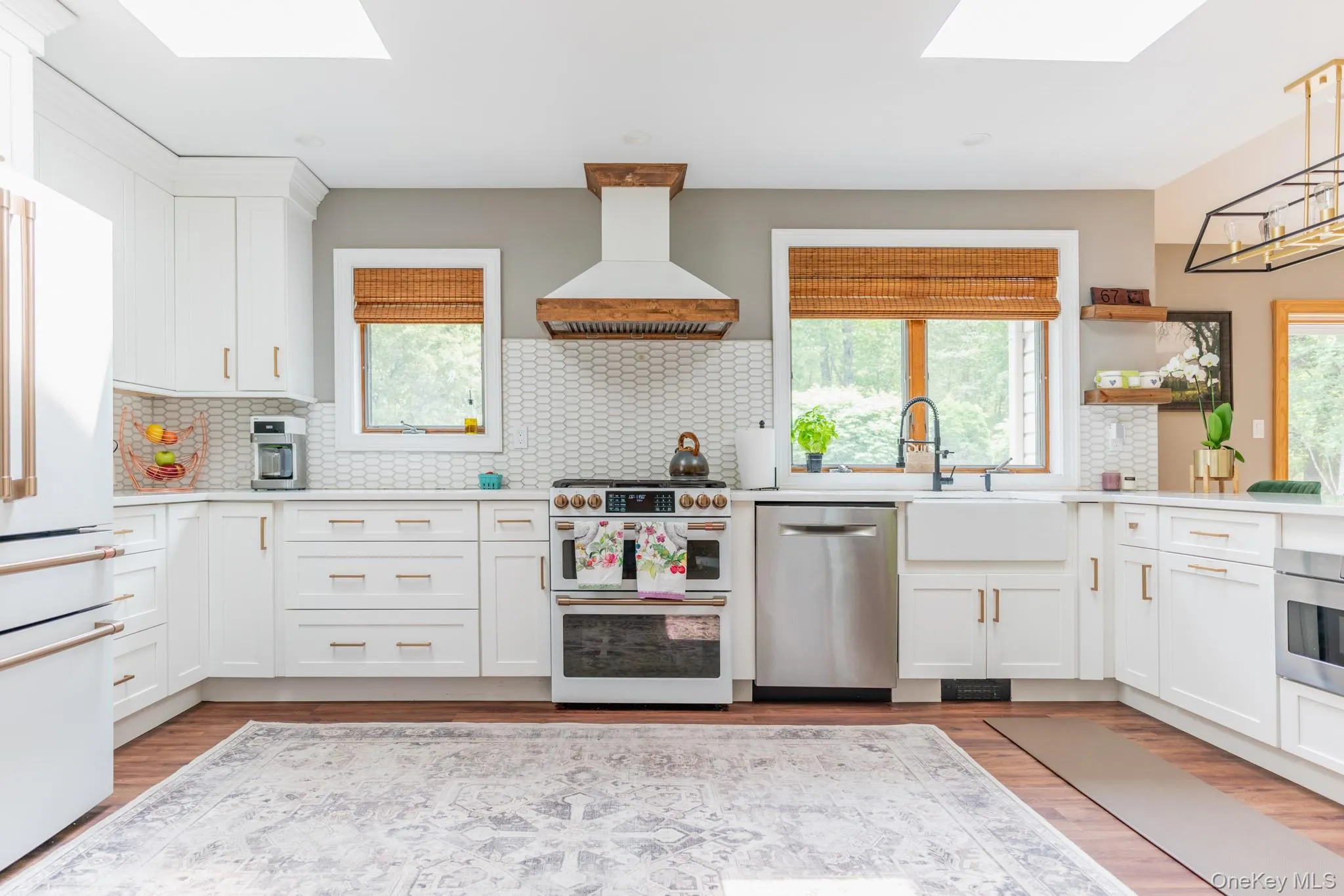 67 Belleview Avenue, Brookhaven, NY, 3 Bedrooms Bedrooms, 8 Rooms Rooms,2 BathroomsBathrooms,Residential Lease,For Rent,Belleview,0,1039958 67 Belleview Avenue, Brookhaven, NY, 3 Bedrooms Bedrooms, 8 Rooms Rooms,2 BathroomsBathrooms,Residential Lease,For Rent,Belleview,0,1039958