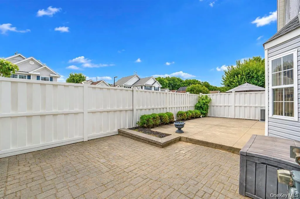 1 Jennifer Lane, Brookhaven, NY, 2 Bedrooms Bedrooms, 6 Rooms Rooms,2 BathroomsBathrooms,Residential,For Rent,Jennifer,0,1039960 1 Jennifer Lane, Brookhaven, NY, 2 Bedrooms Bedrooms, 6 Rooms Rooms,2 BathroomsBathrooms,Residential,For Rent,Jennifer,0,1039960