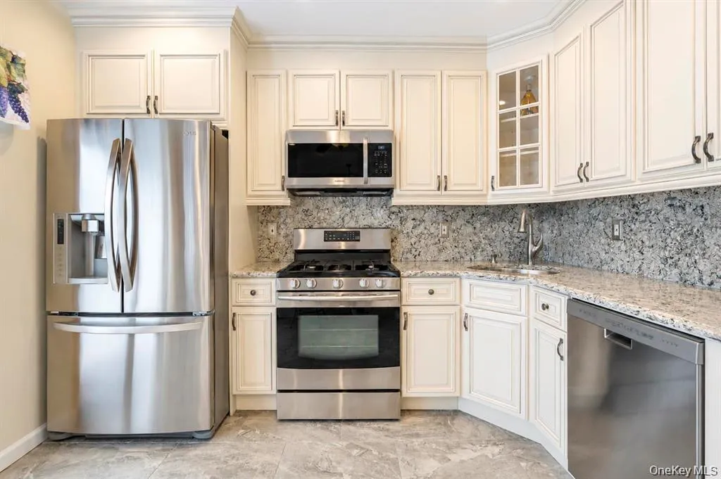 1 Jennifer Lane, Brookhaven, NY, 2 Bedrooms Bedrooms, 6 Rooms Rooms,2 BathroomsBathrooms,Residential,For Rent,Jennifer,0,1039960 1 Jennifer Lane, Brookhaven, NY, 2 Bedrooms Bedrooms, 6 Rooms Rooms,2 BathroomsBathrooms,Residential,For Rent,Jennifer,0,1039960