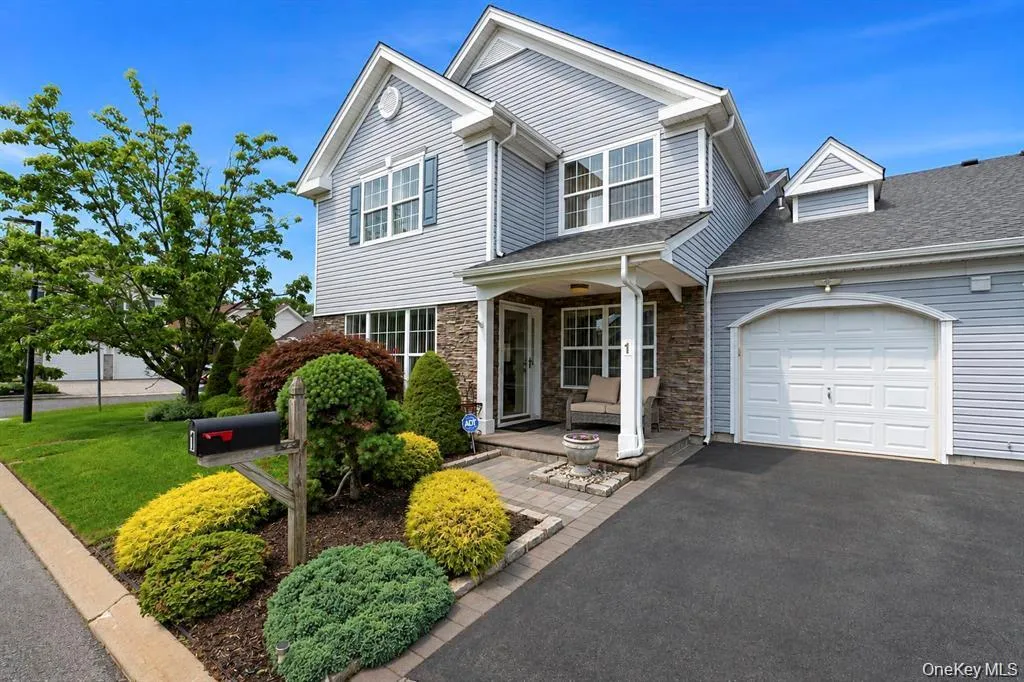 1 Jennifer Lane, Brookhaven, NY, 2 Bedrooms Bedrooms, 6 Rooms Rooms,2 BathroomsBathrooms,Residential,For Rent,Jennifer,0,1039960 1 Jennifer Lane, Brookhaven, NY, 2 Bedrooms Bedrooms, 6 Rooms Rooms,2 BathroomsBathrooms,Residential,For Rent,Jennifer,0,1039960
