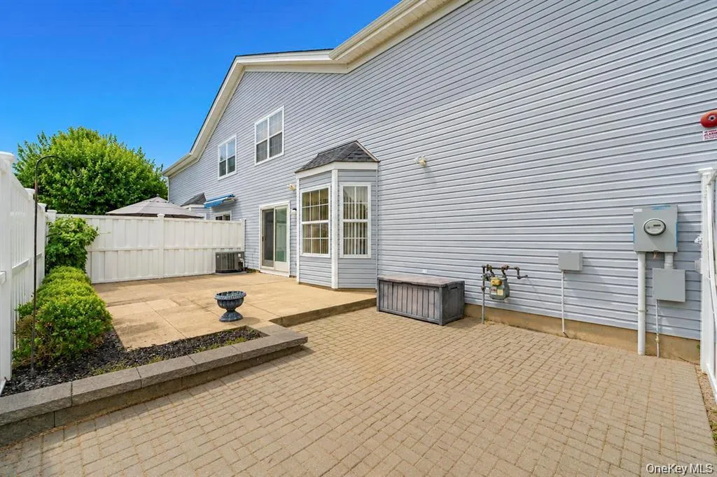 1 Jennifer Lane, Brookhaven, NY, 2 Bedrooms Bedrooms, 6 Rooms Rooms,2 BathroomsBathrooms,Residential,For Rent,Jennifer,0,1039960 1 Jennifer Lane, Brookhaven, NY, 2 Bedrooms Bedrooms, 6 Rooms Rooms,2 BathroomsBathrooms,Residential,For Rent,Jennifer,0,1039960