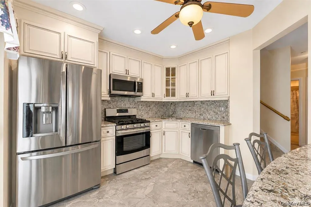 1 Jennifer Lane, Brookhaven, NY, 2 Bedrooms Bedrooms, 6 Rooms Rooms,2 BathroomsBathrooms,Residential,For Rent,Jennifer,0,1039960 1 Jennifer Lane, Brookhaven, NY, 2 Bedrooms Bedrooms, 6 Rooms Rooms,2 BathroomsBathrooms,Residential,For Rent,Jennifer,0,1039960