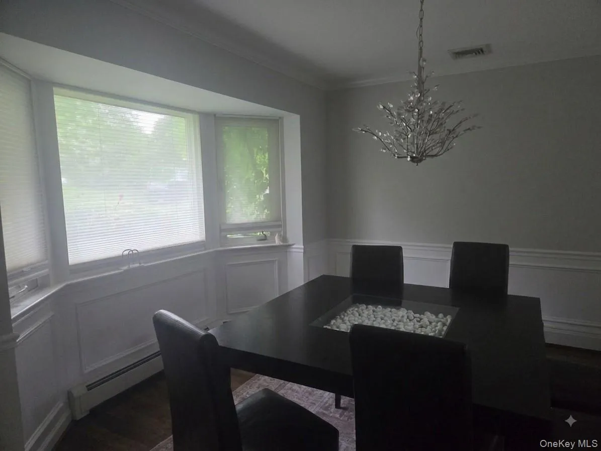 22 Lindron Avenue, Smithtown, NY, 4 Bedrooms Bedrooms, 8 Rooms Rooms,2 BathroomsBathrooms,Residential,For Rent,Lindron,0,1039961 22 Lindron Avenue, Smithtown, NY, 4 Bedrooms Bedrooms, 8 Rooms Rooms,2 BathroomsBathrooms,Residential,For Rent,Lindron,0,1039961