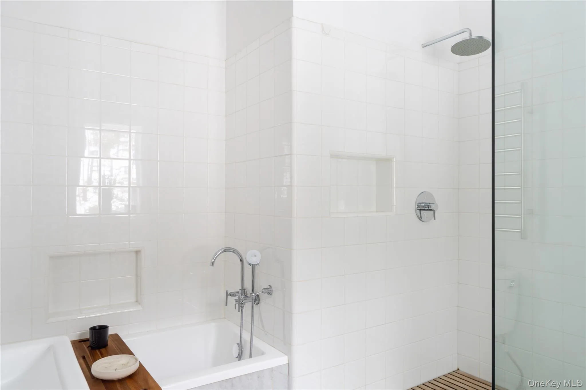 15 Lake View Drive, Woodstock, NY, 2 Bedrooms Bedrooms, 7 Rooms Rooms,1 BathroomBathrooms,Residential,For Rent,Lake View,0,1039964 15 Lake View Drive, Woodstock, NY, 2 Bedrooms Bedrooms, 7 Rooms Rooms,1 BathroomBathrooms,Residential,For Rent,Lake View,0,1039964