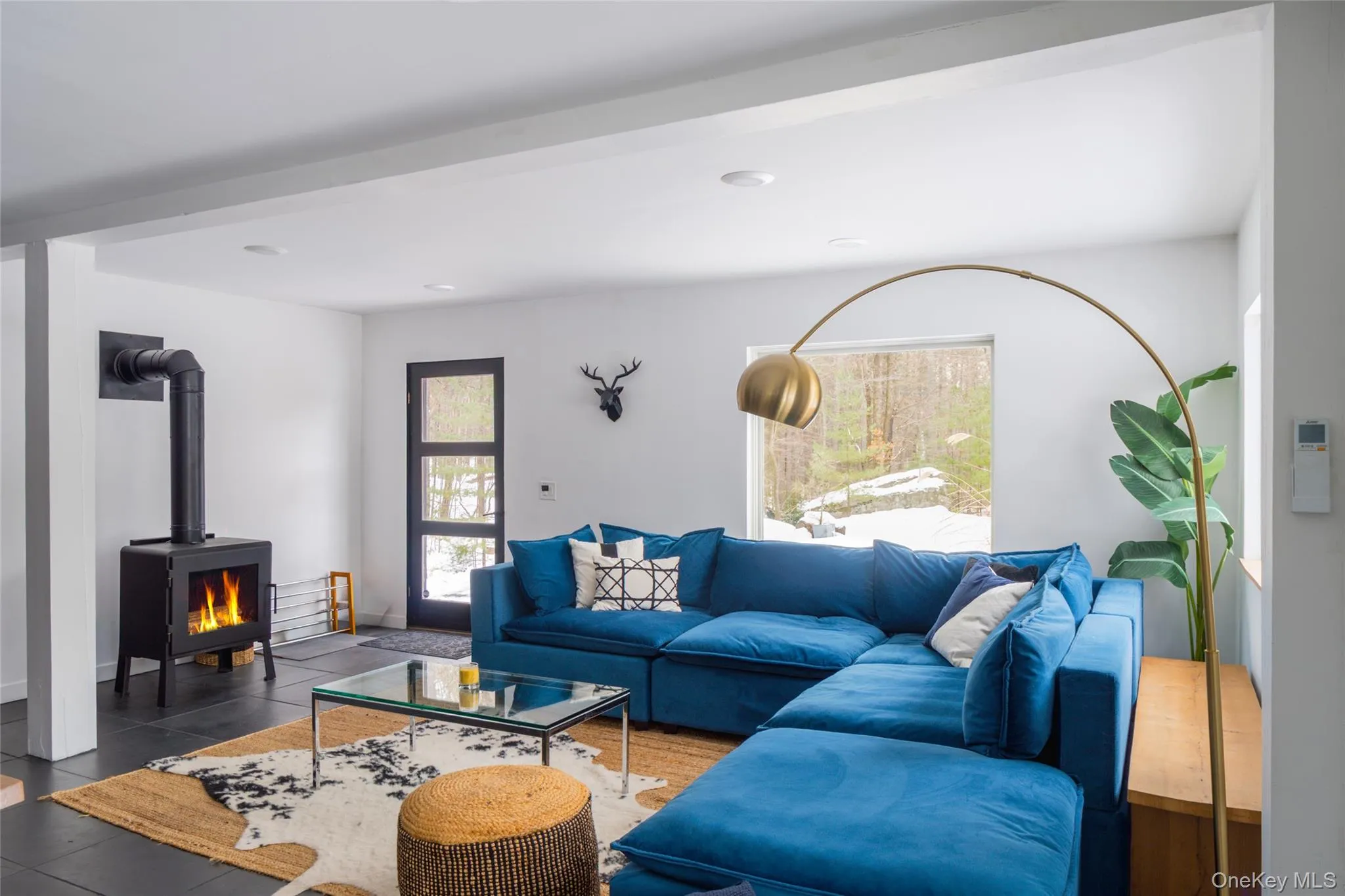 15 Lake View Drive, Woodstock, NY, 2 Bedrooms Bedrooms, 7 Rooms Rooms,1 BathroomBathrooms,Residential,For Rent,Lake View,0,1039964 15 Lake View Drive, Woodstock, NY, 2 Bedrooms Bedrooms, 7 Rooms Rooms,1 BathroomBathrooms,Residential,For Rent,Lake View,0,1039964