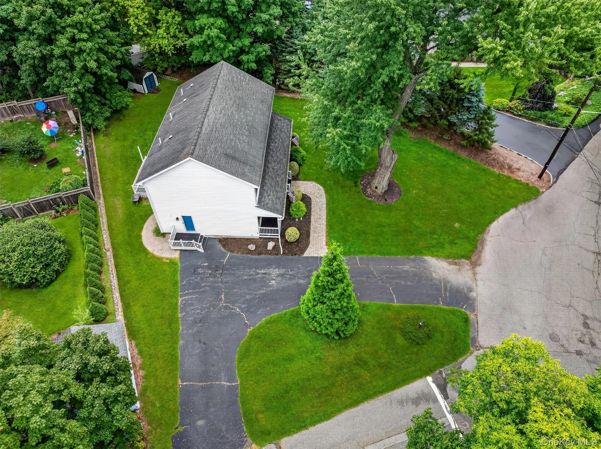 14 Suffern Road, Ramapo, NY, 4 Bedrooms Bedrooms, 10 Rooms Rooms,2 BathroomsBathrooms,Residential,For Rent,Suffern,0,1039968 14 Suffern Road, Ramapo, NY, 4 Bedrooms Bedrooms, 10 Rooms Rooms,2 BathroomsBathrooms,Residential,For Rent,Suffern,0,1039968