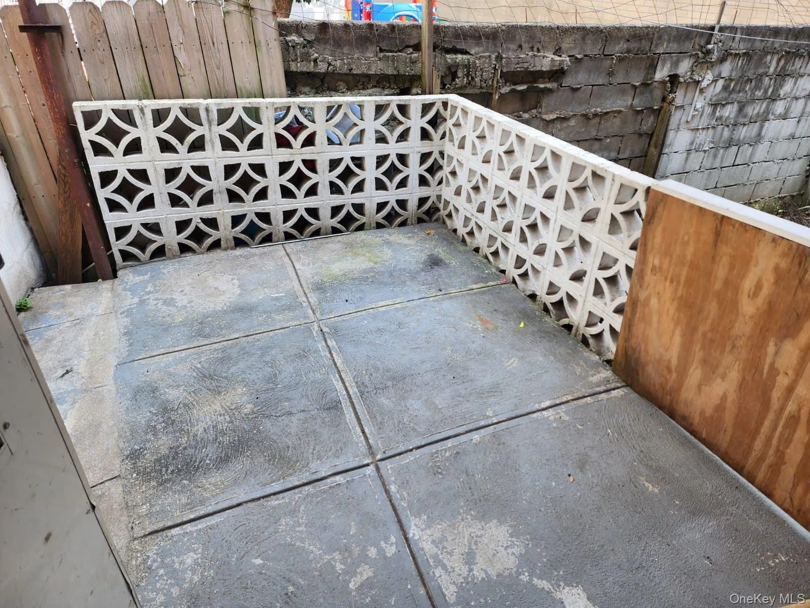 38-15 100th Street, New York, NY, 2 Bedrooms Bedrooms, 5 Rooms Rooms,1 BathroomBathrooms,Residential Lease,For Rent,100th,0,1039969 38-15 100th Street, New York, NY, 2 Bedrooms Bedrooms, 5 Rooms Rooms,1 BathroomBathrooms,Residential Lease,For Rent,100th,0,1039969