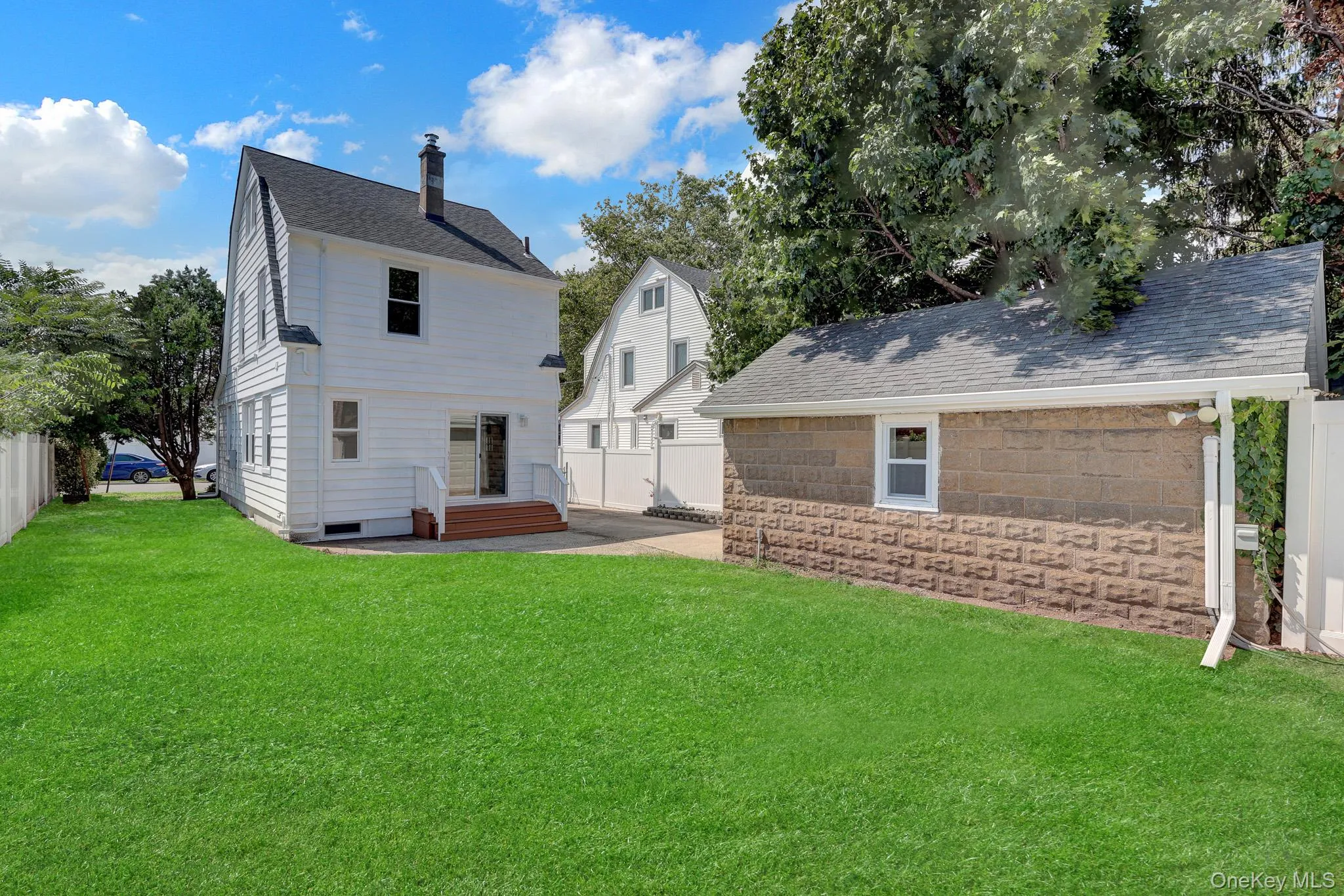 15 Stratford Avenue, North Hempstead, NY, 3 Bedrooms Bedrooms, 6 Rooms Rooms,2 BathroomsBathrooms,Residential,For Rent,Stratford,0,1039973 15 Stratford Avenue, North Hempstead, NY, 3 Bedrooms Bedrooms, 6 Rooms Rooms,2 BathroomsBathrooms,Residential,For Rent,Stratford,0,1039973