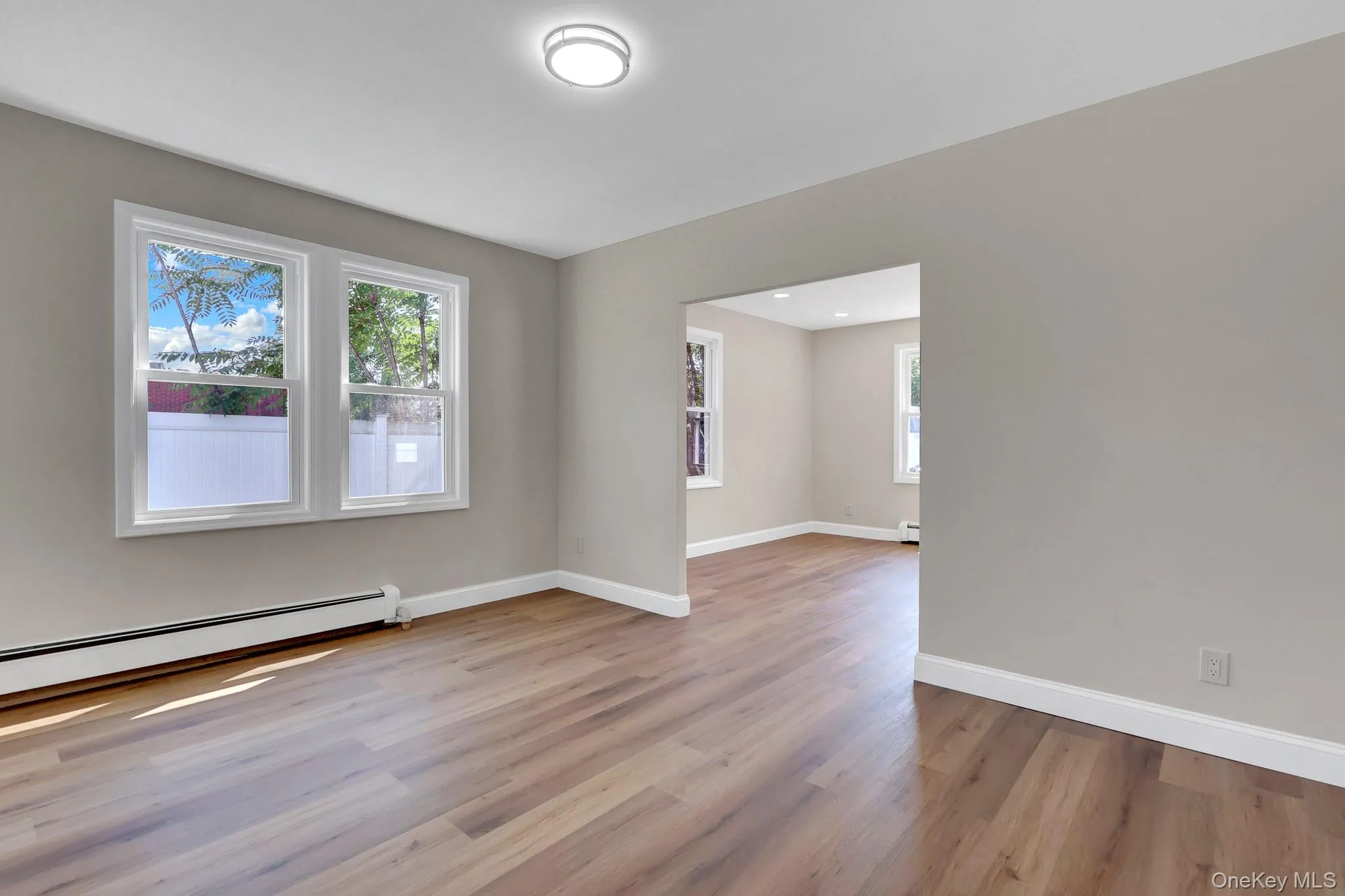 15 Stratford Avenue, North Hempstead, NY, 3 Bedrooms Bedrooms, 6 Rooms Rooms,2 BathroomsBathrooms,Residential,For Rent,Stratford,0,1039973 15 Stratford Avenue, North Hempstead, NY, 3 Bedrooms Bedrooms, 6 Rooms Rooms,2 BathroomsBathrooms,Residential,For Rent,Stratford,0,1039973