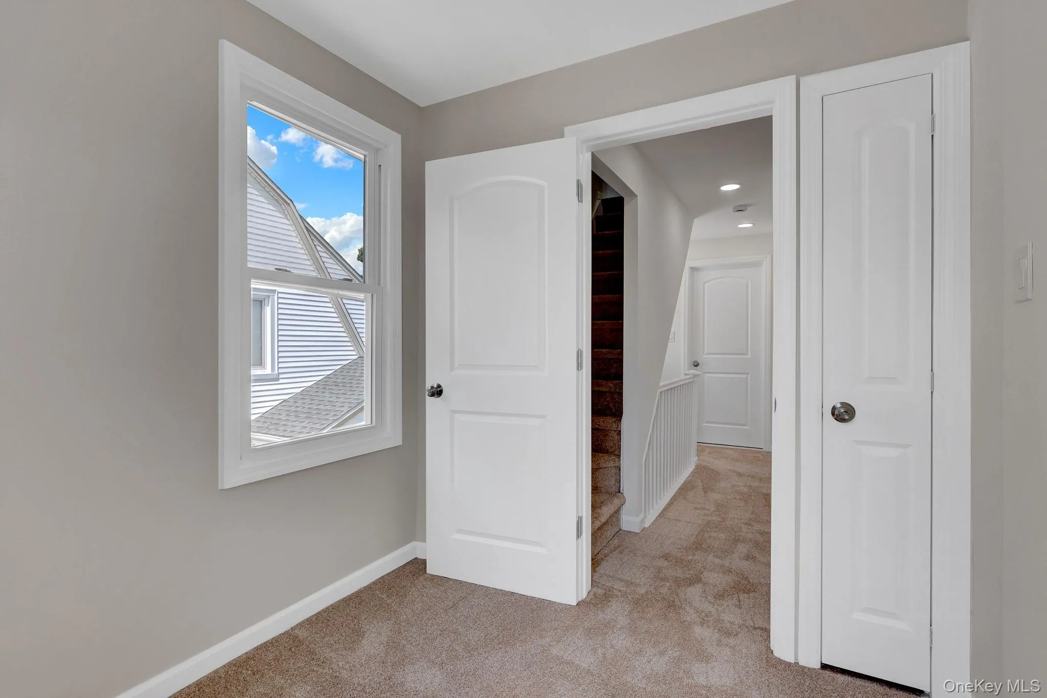 15 Stratford Avenue, North Hempstead, NY, 3 Bedrooms Bedrooms, 6 Rooms Rooms,2 BathroomsBathrooms,Residential,For Rent,Stratford,0,1039973 15 Stratford Avenue, North Hempstead, NY, 3 Bedrooms Bedrooms, 6 Rooms Rooms,2 BathroomsBathrooms,Residential,For Rent,Stratford,0,1039973